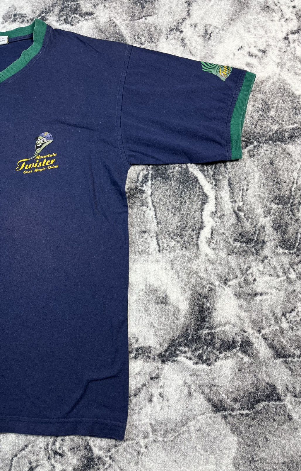 Vintage Vintage Mountaintwister Tee Big Back Print Size US XL / EU 56 / 4 - 4 Thumbnail