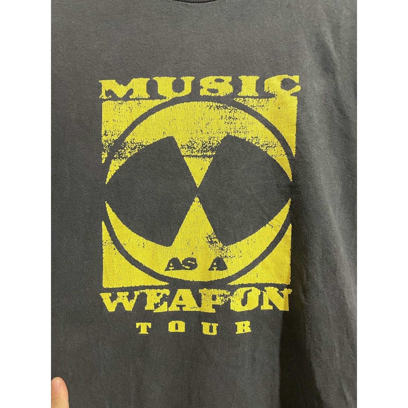 Other VINTAGE '01 MUSIC AS A WEAPON TOUR TEE SIZE LARGE Size US L / EU 52-54 / 3 - 3 Thumbnail