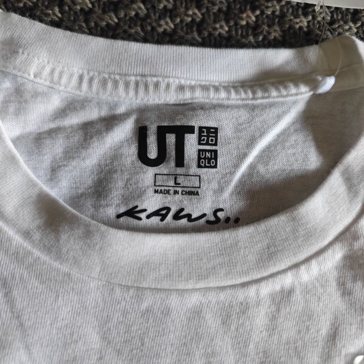Kaws × Uniqlo Kaws x Uniqlo tshirt Size US L / EU 52-54 / 3 - 2 Thumbnail