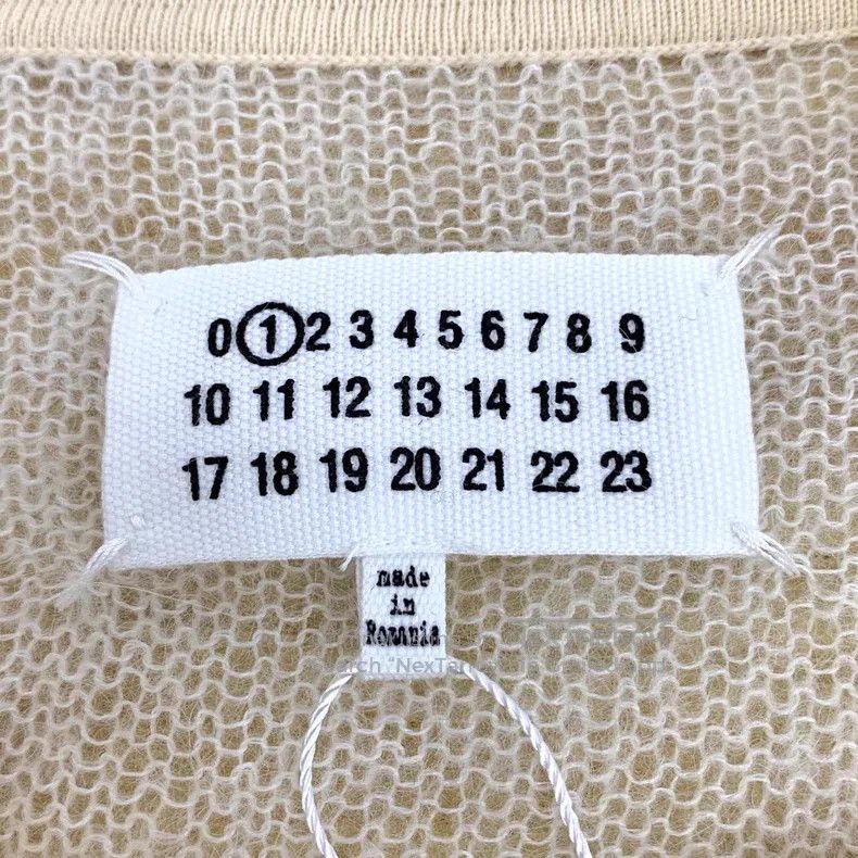 Maison Margiela Maison Margiela Beige sheep wool lapel short-sleeved knitw Size S / US 4 / IT 40 - 5 Thumbnail