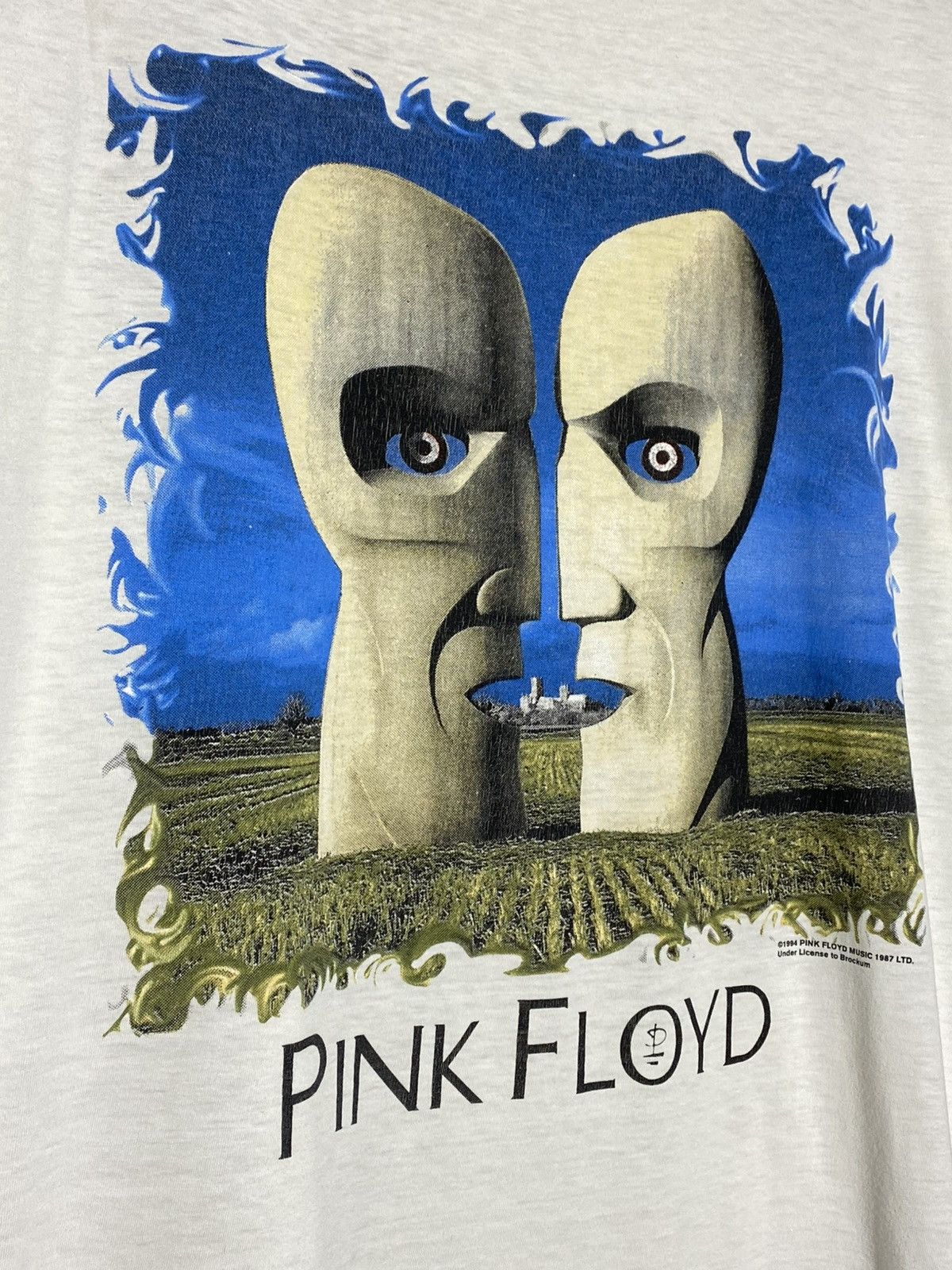 Pink Floyd Vintage Pink Floyd 1994 Tour The Division Bell Shirt Brockum Size US XL / EU 56 / 4 - 4 Thumbnail