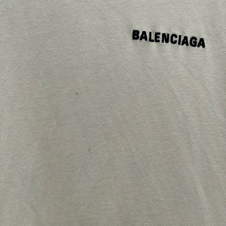 Balenciaga Balenciaga Printed logo short sleeves with khaki back. Size US M / EU 48-50 / 2 - 3 Thumbnail
