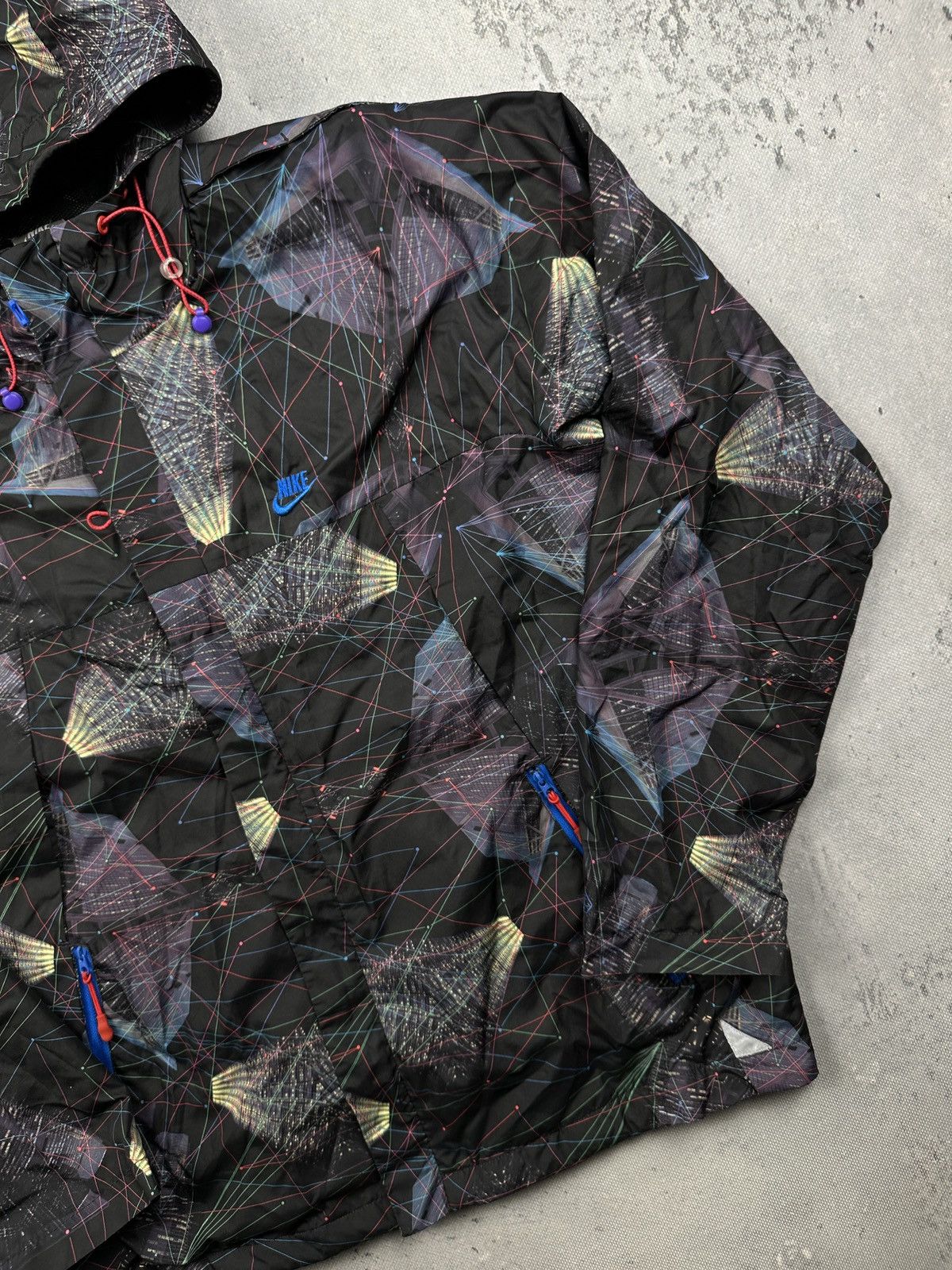 Nike Vintage Nike TN Windbreaker Jacket Abstract Graphic Rare 90s Size US M / EU 48-50 / 2 - 5 Thumbnail