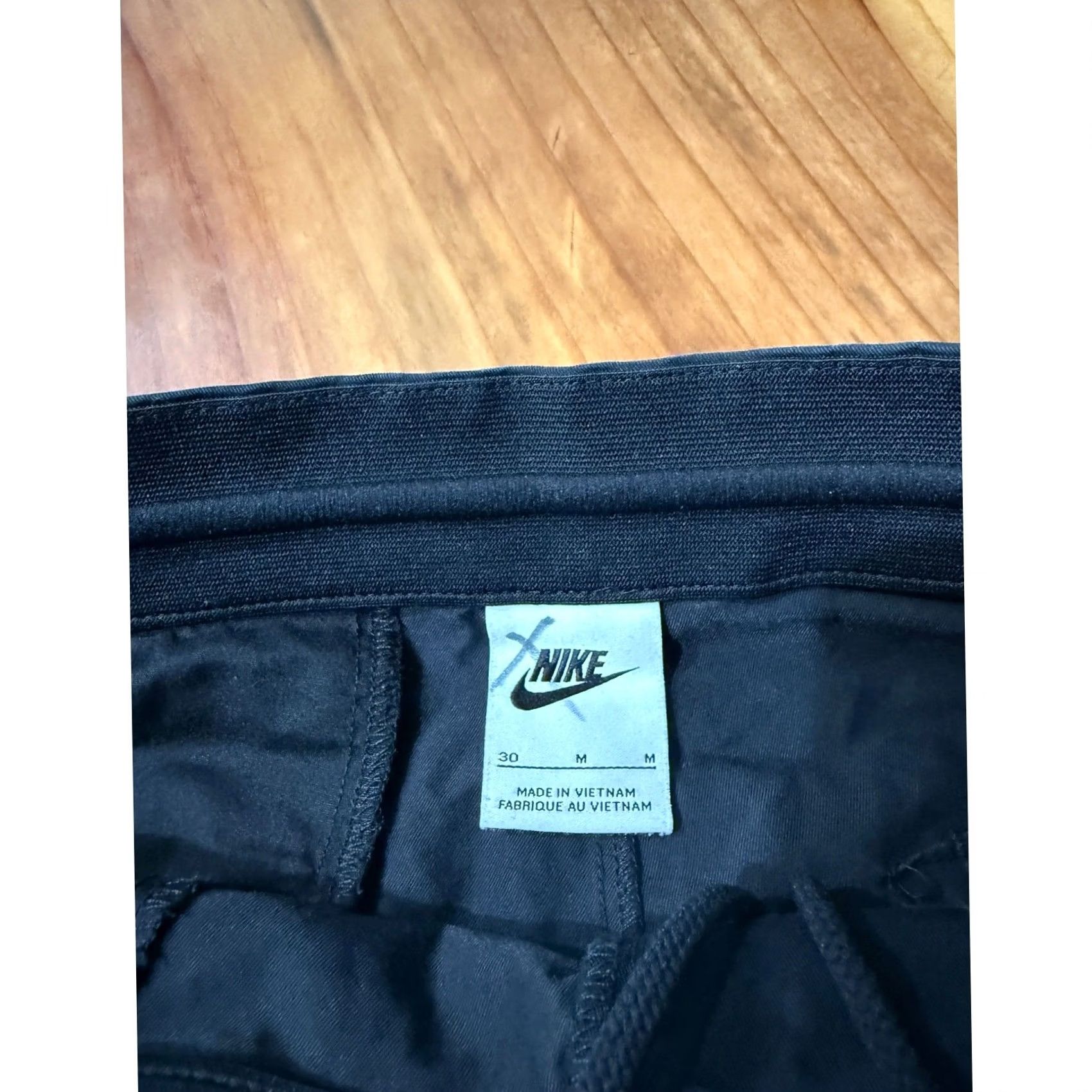 Nike Item Specifications: Brand: Nike Size US 31 - 3 Thumbnail