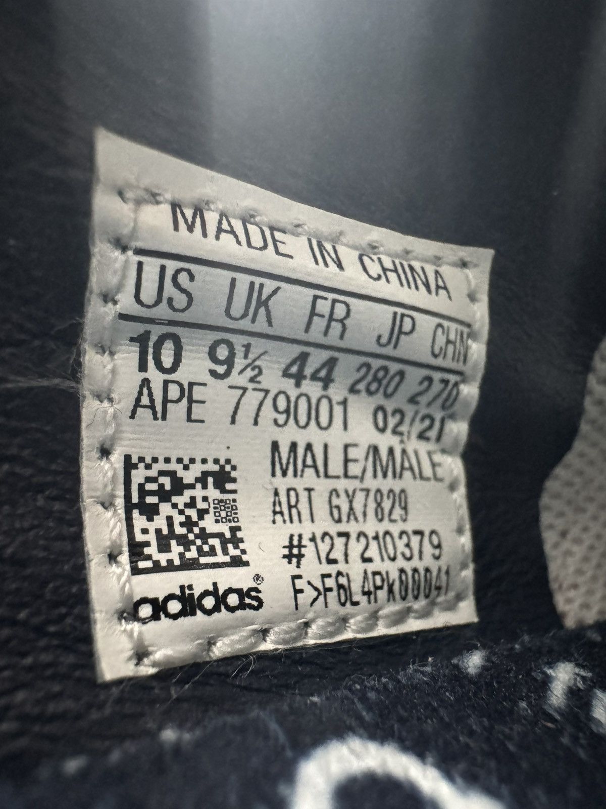 Adidas Adidas Blackburn Size US 10 / EU 43 - 5 Thumbnail