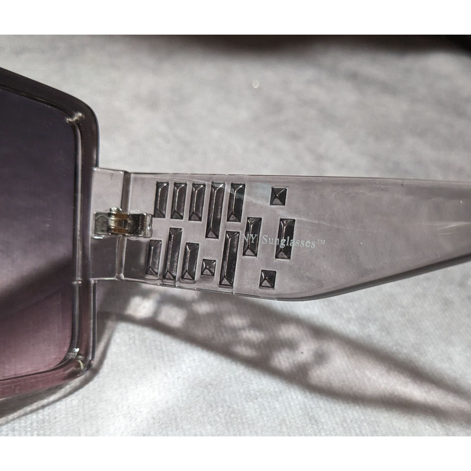 Other New York Sunglasses Translucent Grey Oversized Sunglasses Size ONE SIZE - 9 Thumbnail