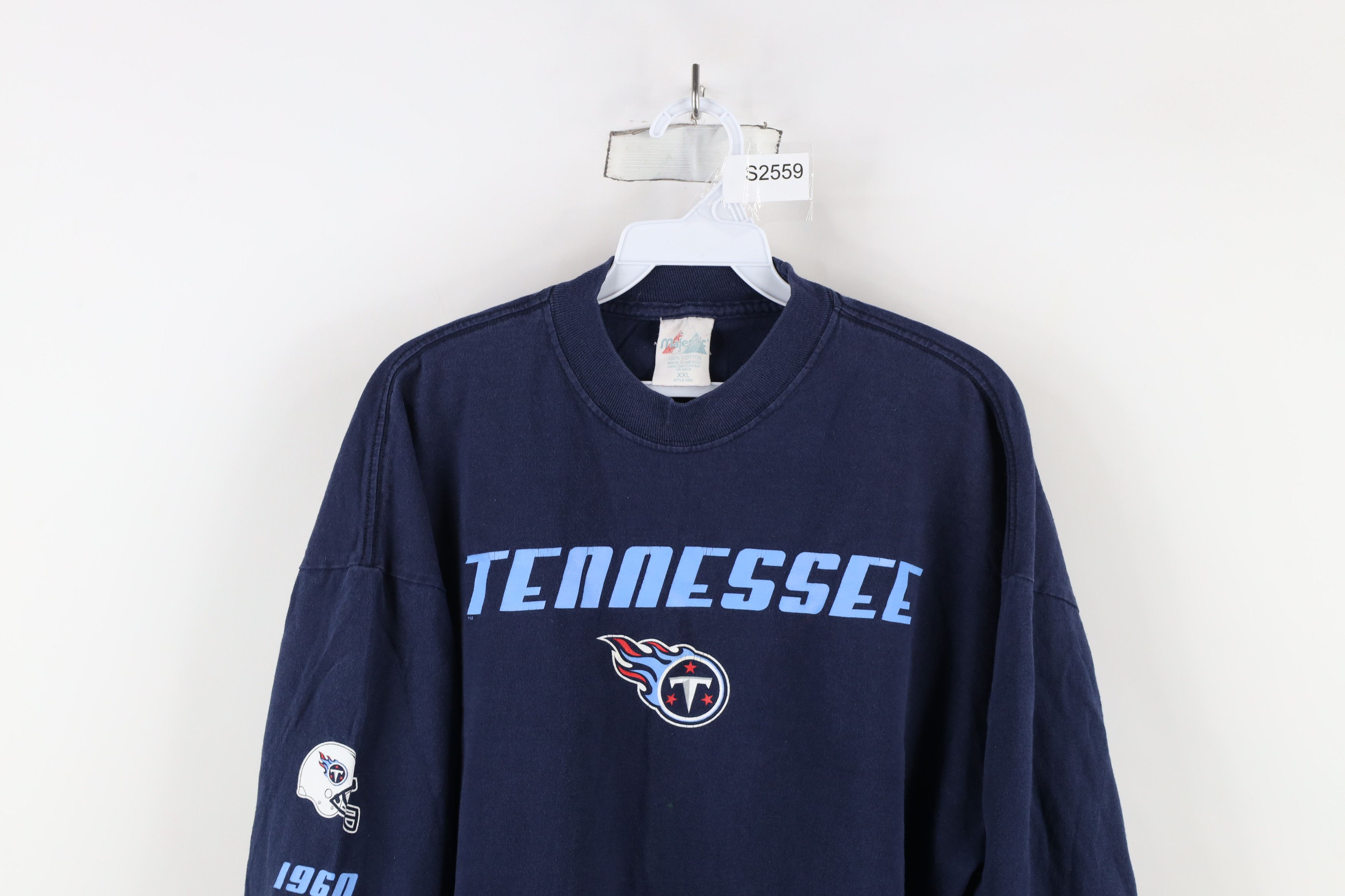 Majestic × Vintage Vintage Majestic Titans Football Long Sleeve T-Shirt Size US XXL / EU 58 / 5 - 2 Thumbnail