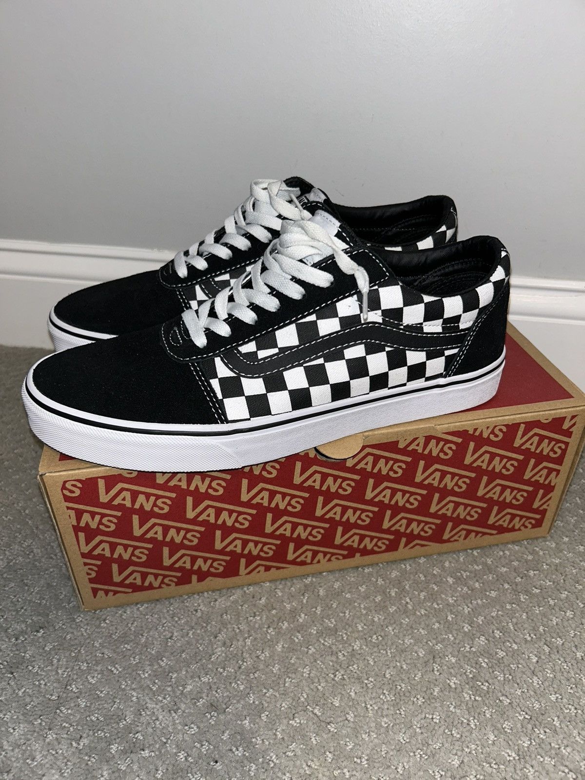 Vans Vans Old-Skool Checkered Lows Size US 10.5 / EU 43-44 - 4 Thumbnail