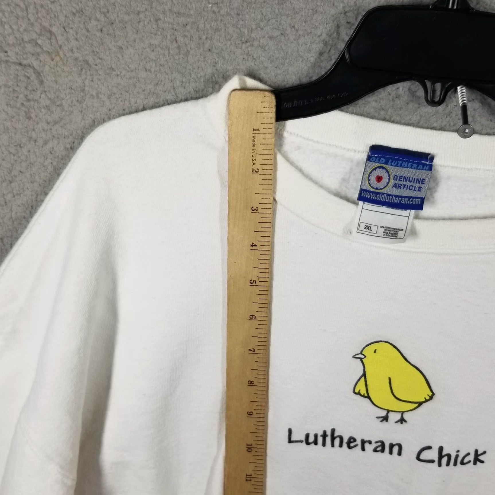 Vintage Lutheran Chick Sweatshirt 2XL White Crewneck Graphic Jesus Christian Pullover Size US XXL / EU 58 / 5 - 5 Thumbnail
