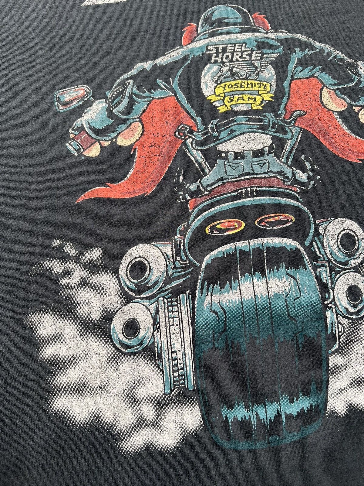 Warner Bros Vintage 1999 Yosemite Sam Biker Looney Tunes Cartoon Tshirt Size US XL / EU 56 / 4 - 16 Thumbnail