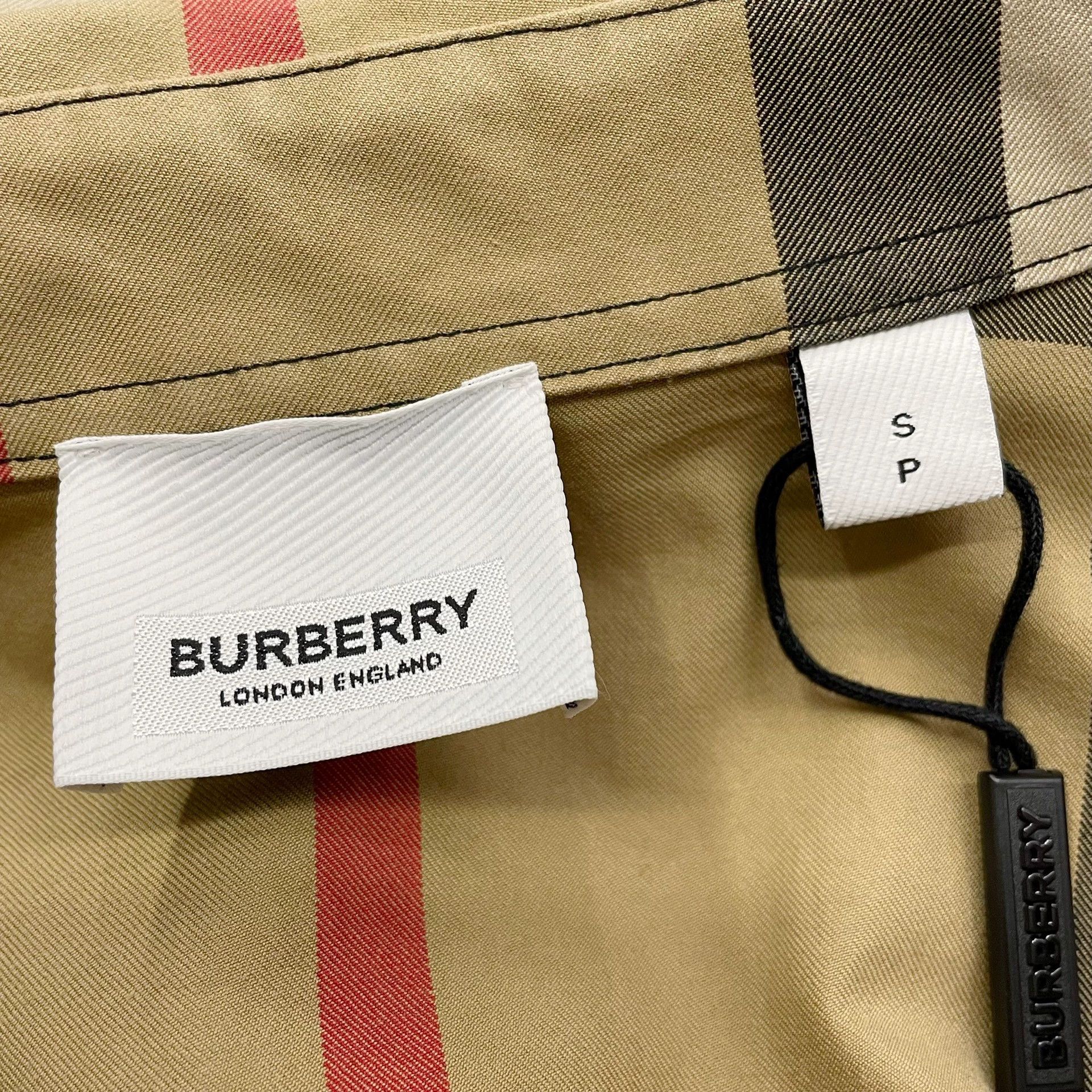 Burberry Burberry Classic Check Shirt Jacket Size S Size US S / EU 44-46 / 1 - 5 Thumbnail