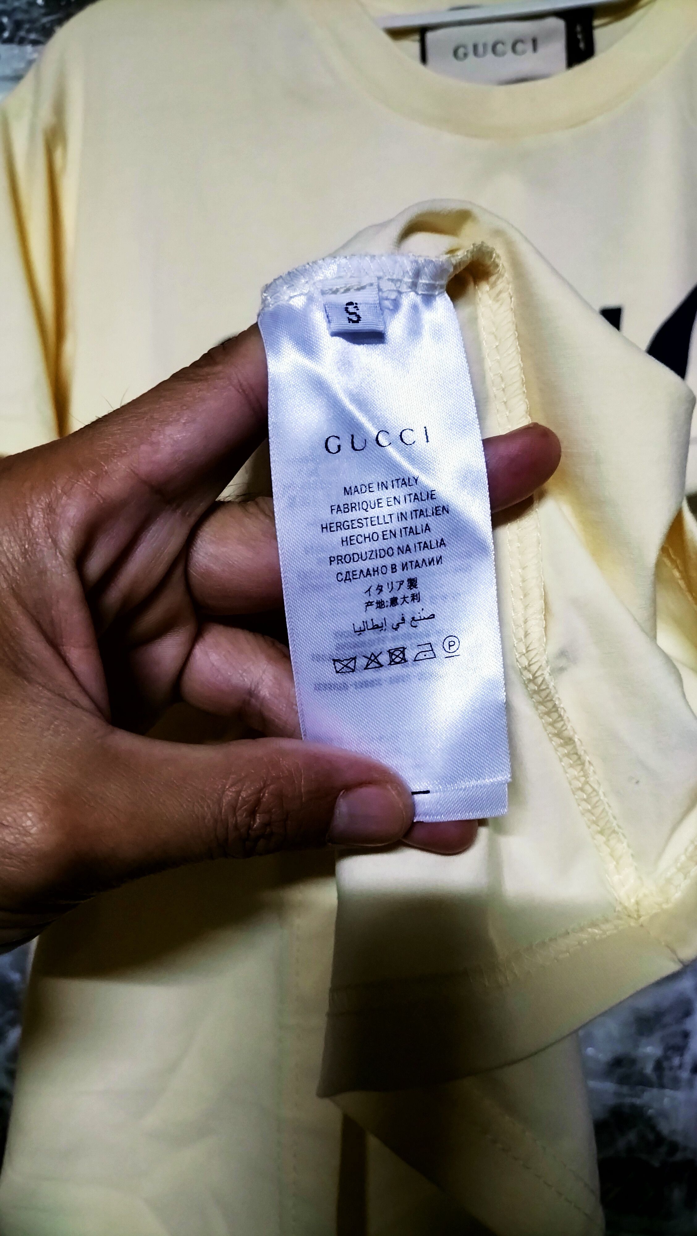 Gucci Gucci big Logo tshirts authentic Size US S / EU 44-46 / 1 - 5 Thumbnail