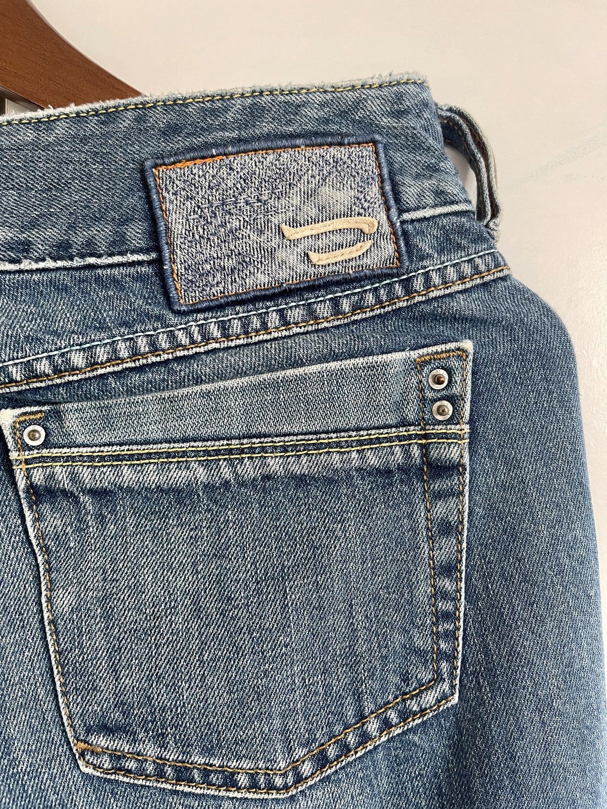 Diesel VINTAGE FLARED DIESEL MADE IN ITALY SIZE 28X31 Size 28" / US 6 / IT 42 - 13 Thumbnail