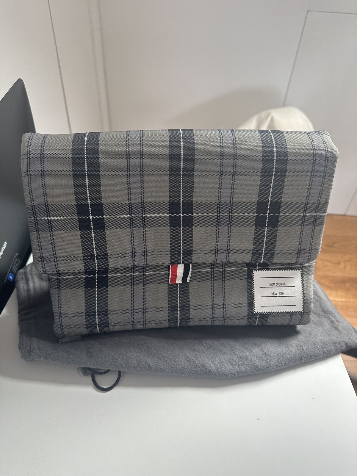 Thom Browne Thom browne padded cluth bag Size ONE SIZE - 1 Thumbnail