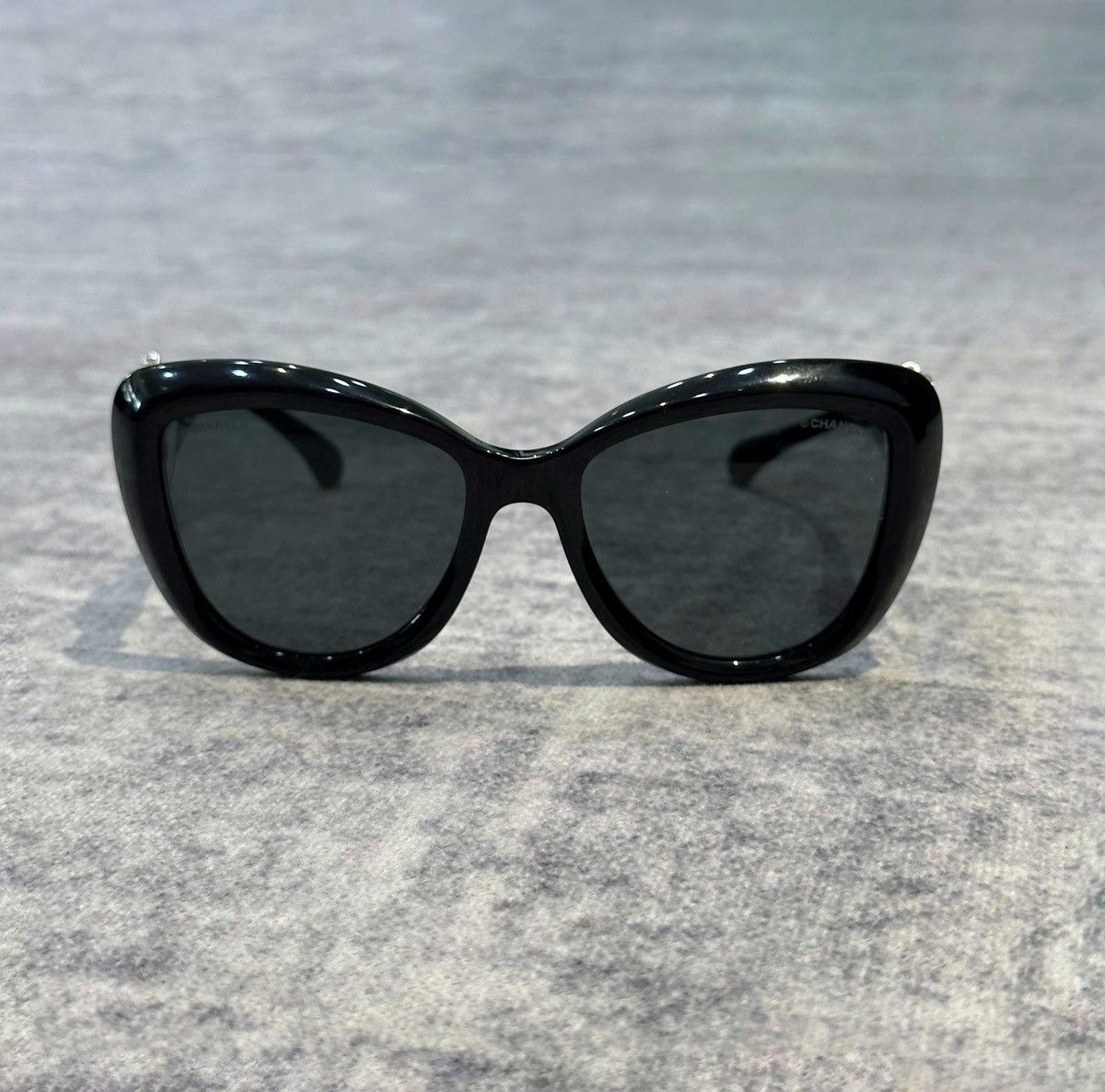 Chanel Chanel 0CH5517 C510S4 Size ONE SIZE - 7 Thumbnail