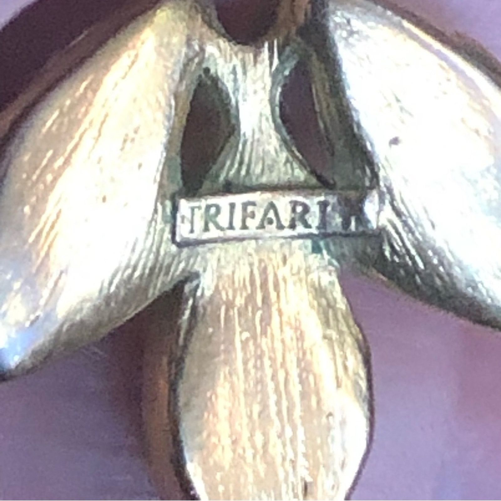 Vintage Vintage Trifari simulated pearl dangle earrings Size ONE SIZE - 5 Thumbnail