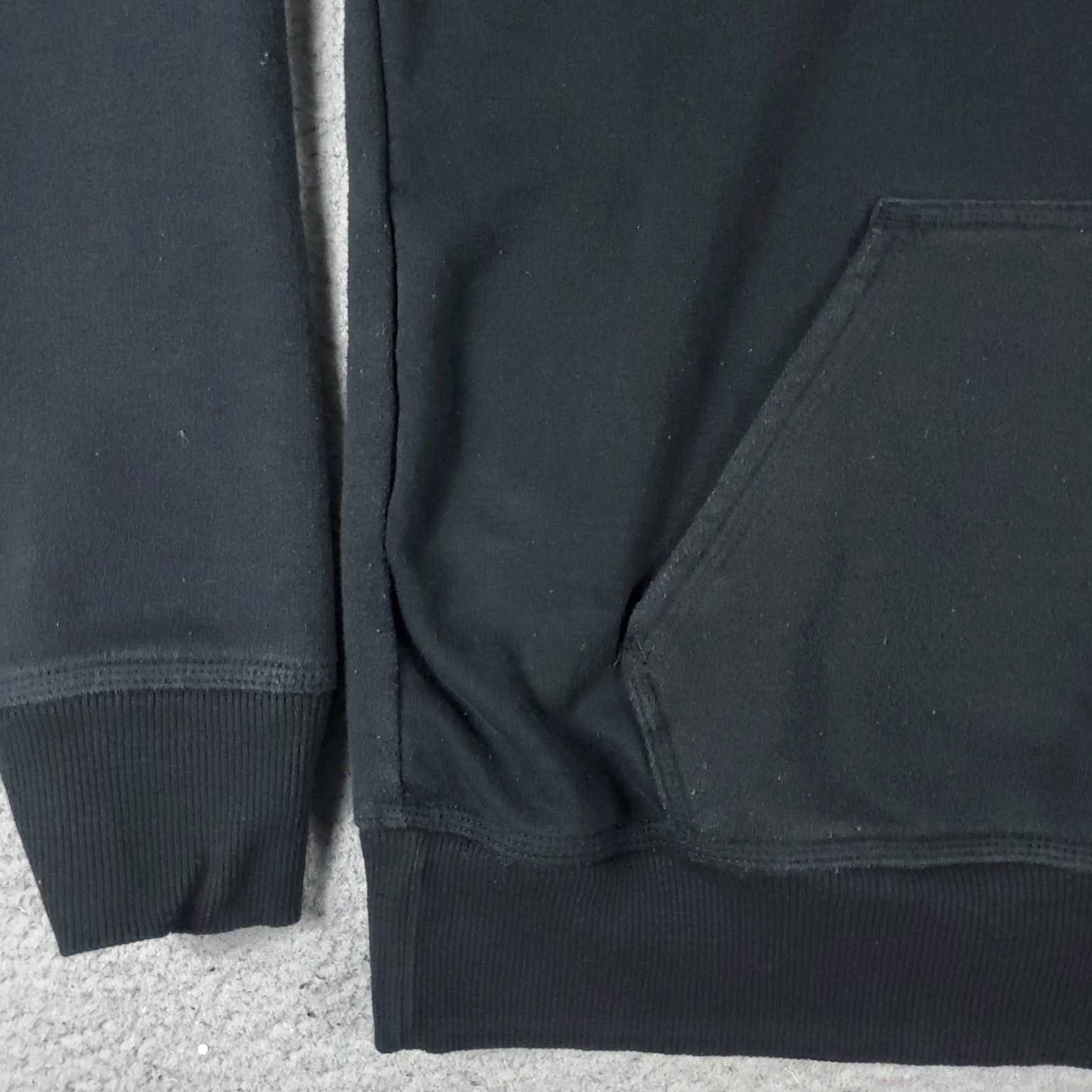 Champion Champion Hoodie Mens Medium Black Pullover Casual Sweatshirt Classic Outdoor Sports Size US M / EU 48-50 / 2 - 4 Thumbnail
