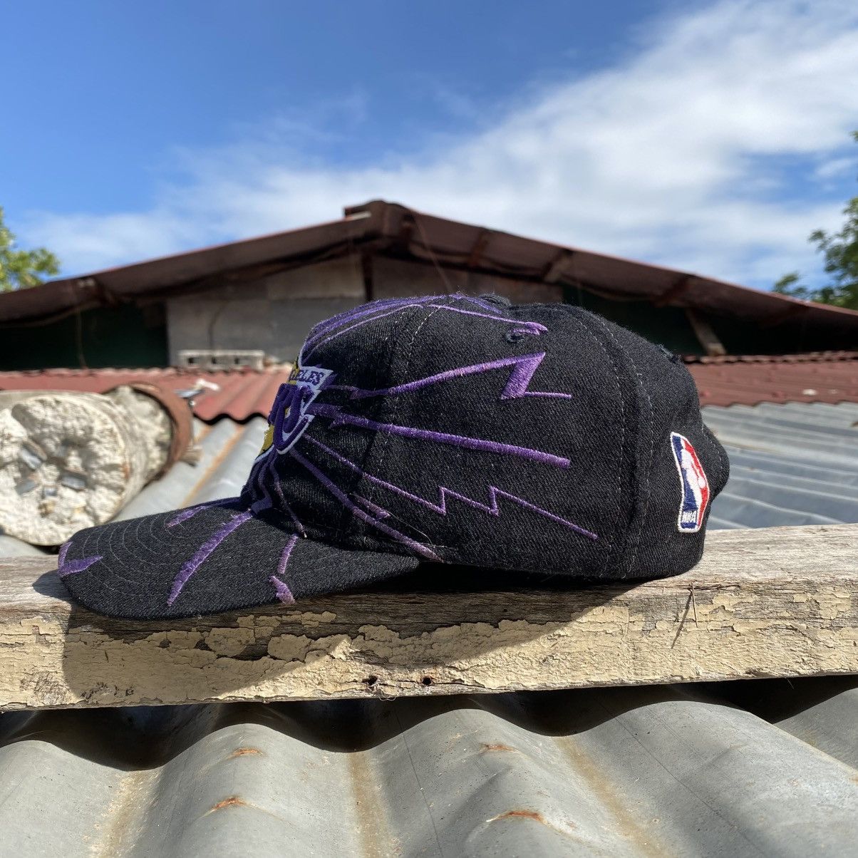 NBA 90’s VINTAGE RARE LA LAKERS COLLISION SNAPBACK BY STARTER Size ONE SIZE - 3 Thumbnail