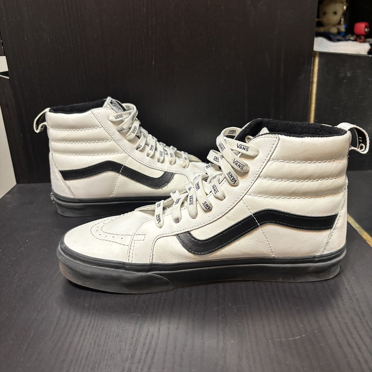 Vans Vans Vault Old Skool LX hightop white leather Size US 9 / EU 42 - 3 Thumbnail