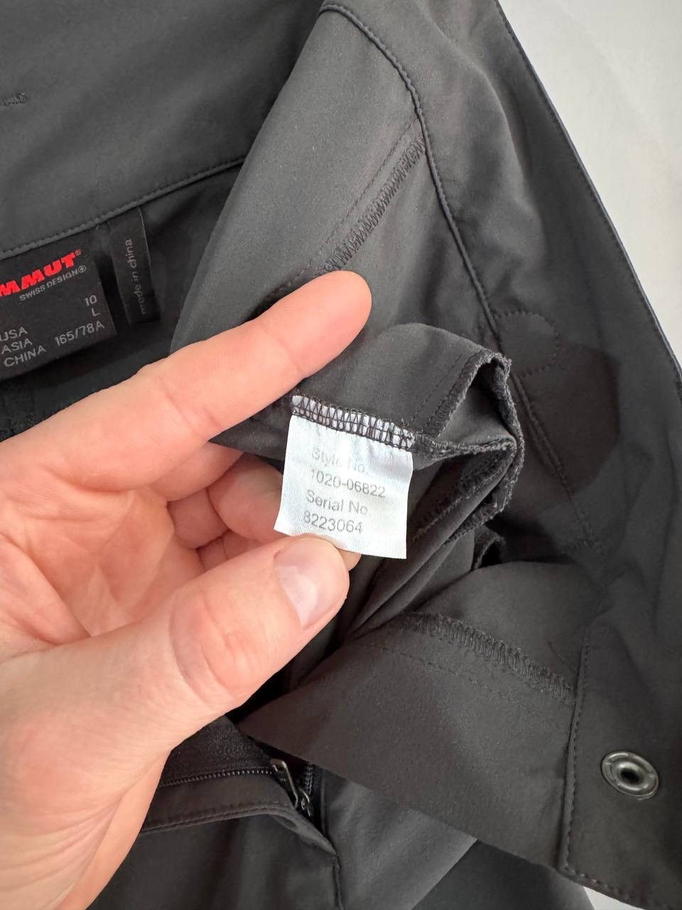 Mammut Mammut Women's Outdoor Hiking Lightweight Pants, UK14 / US10 Size 32" / US 10 / IT 46 - 18 Thumbnail
