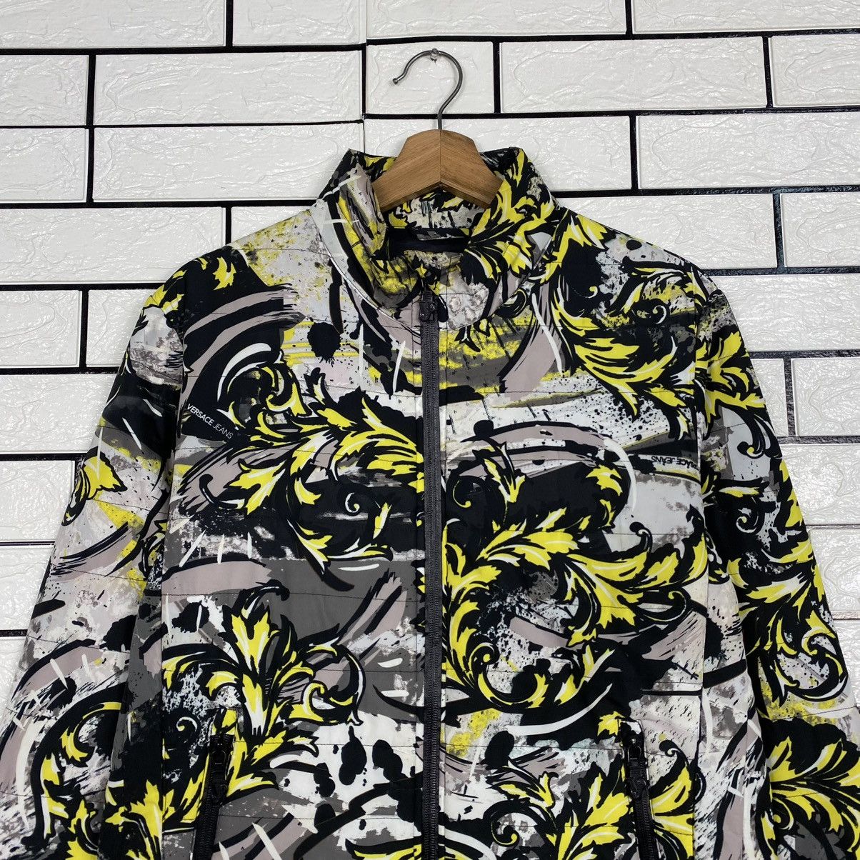 Versace 🔥VINTAGE ZIPPER LIGHT PUFFER JACKET VERSACE JEANS Size US M / EU 48-50 / 2 - 3 Thumbnail