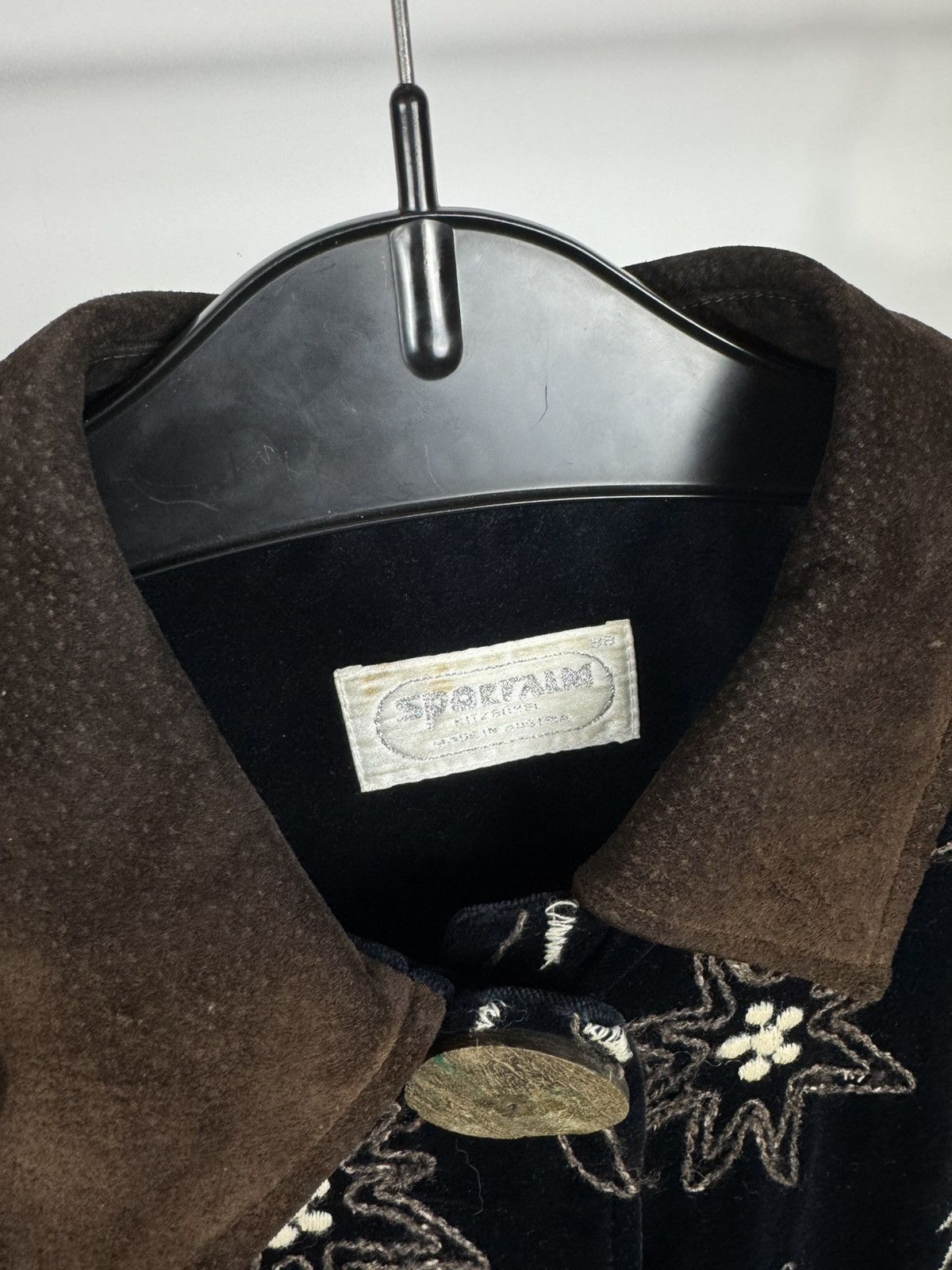 Sportalm Kitzbuhel Sportalm Vintage Embroidered Velvet Jacket Leather Collar 38 Size XL / US 12-14 / IT 48-50 - 5 Thumbnail