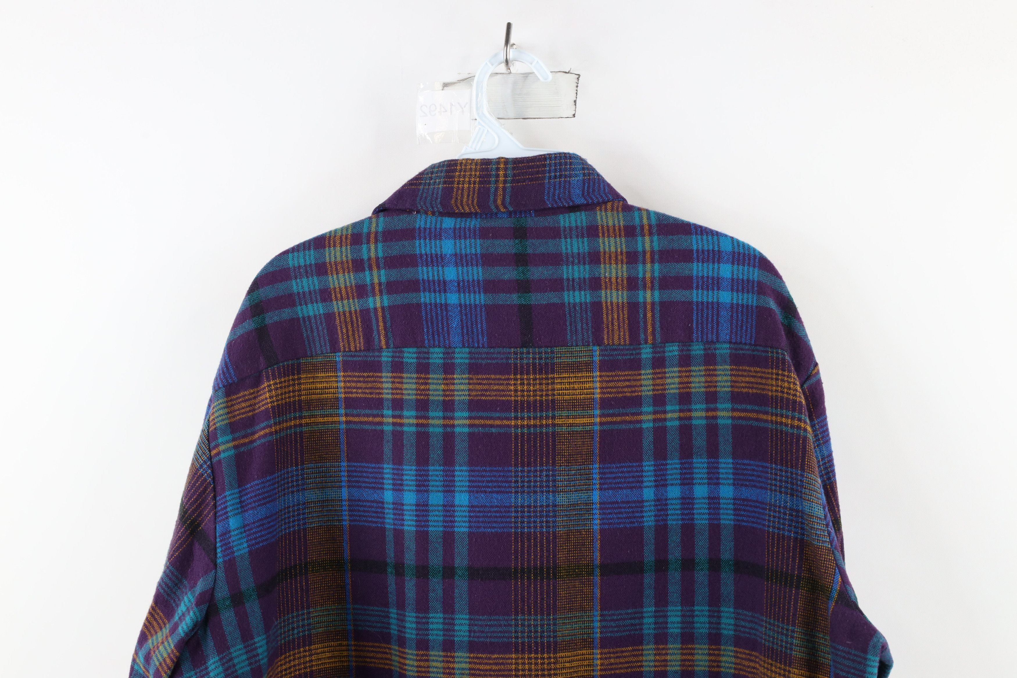 Vintage Vintage 70s Streetwear Collared Button Shirt Rainbow Plaid Size US L / EU 52-54 / 3 - 12 Thumbnail