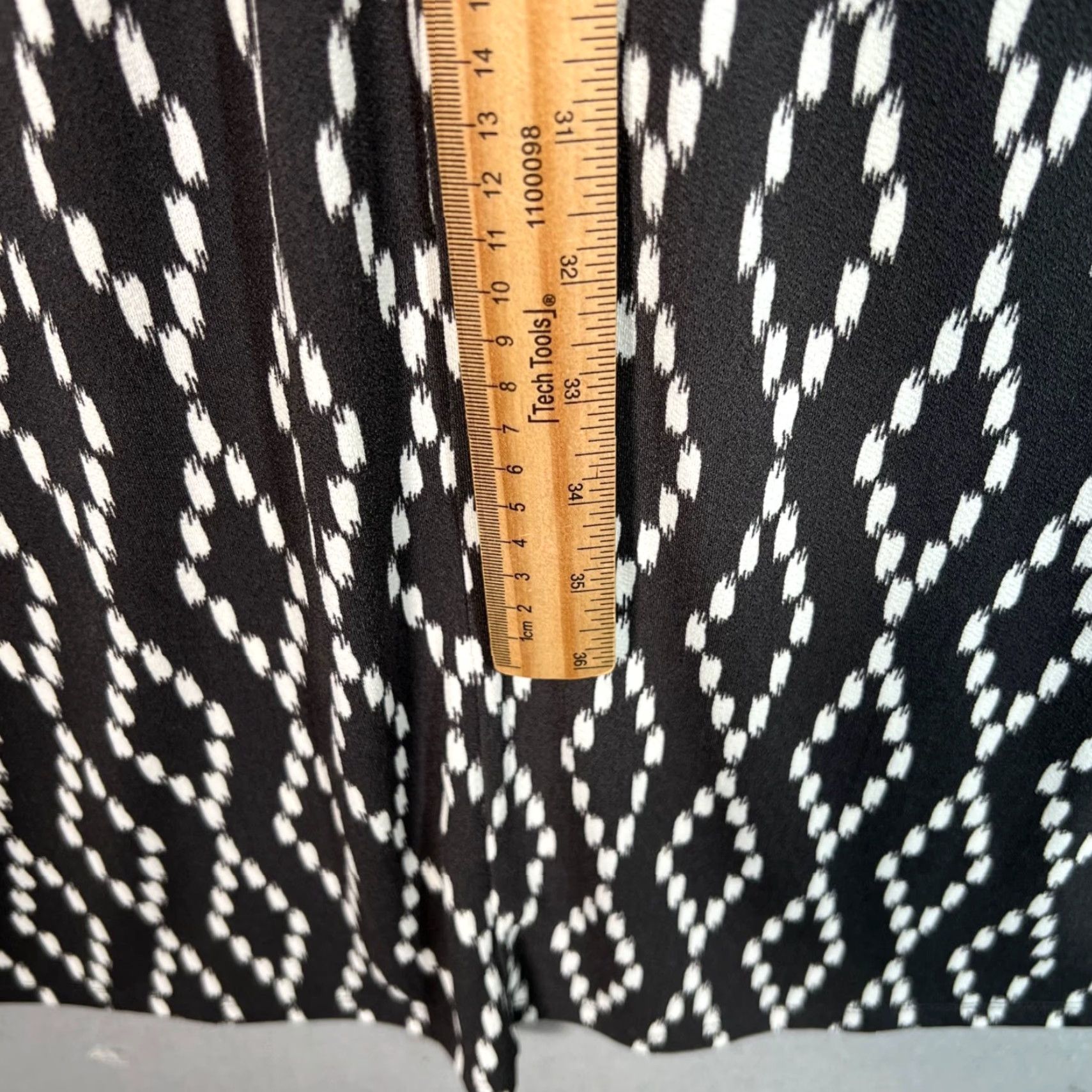 Banana Republic Banana Republic Womens Dress V-Neck Sleeveless Black & White Small Size S / US 4 / IT 40 - 7 Thumbnail