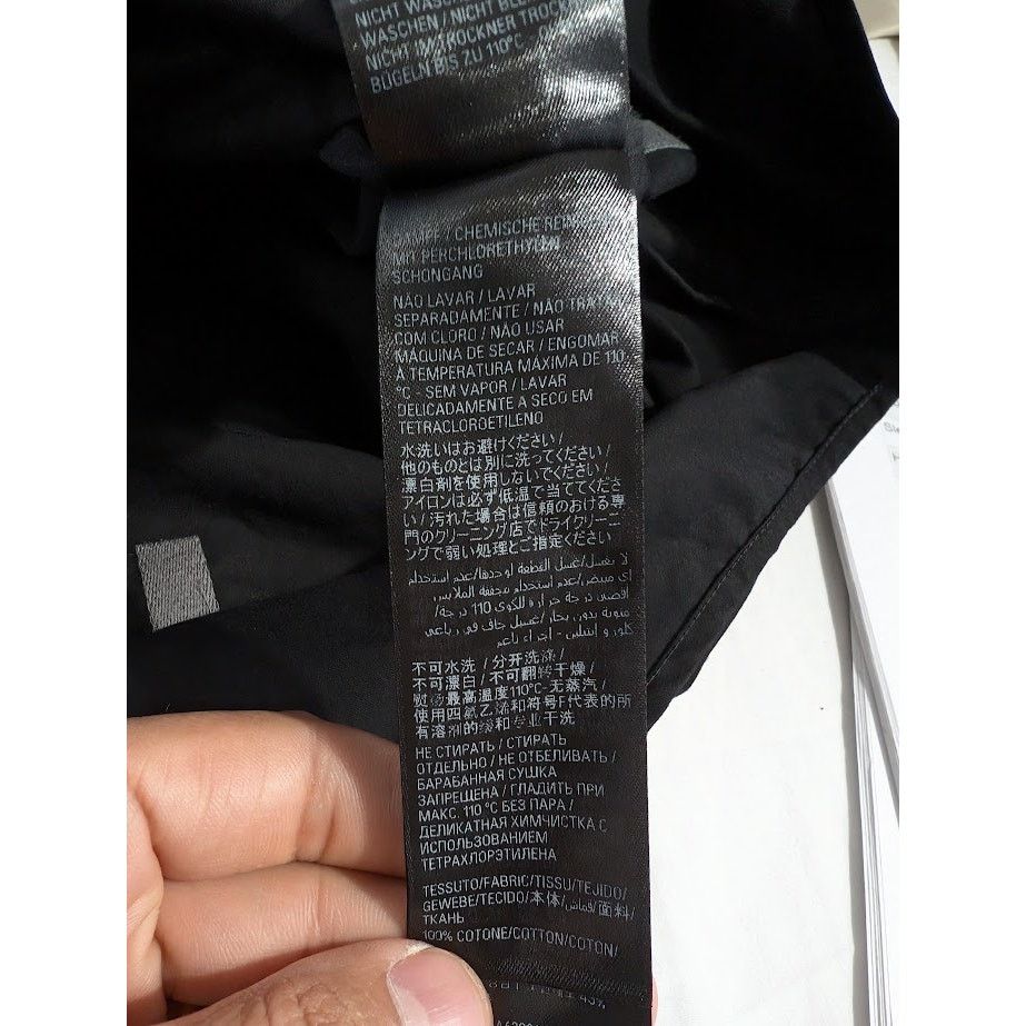 Balenciaga o1rshd1 Top League Shirt in Black Size US S / EU 44-46 / 1 - 18 Thumbnail
