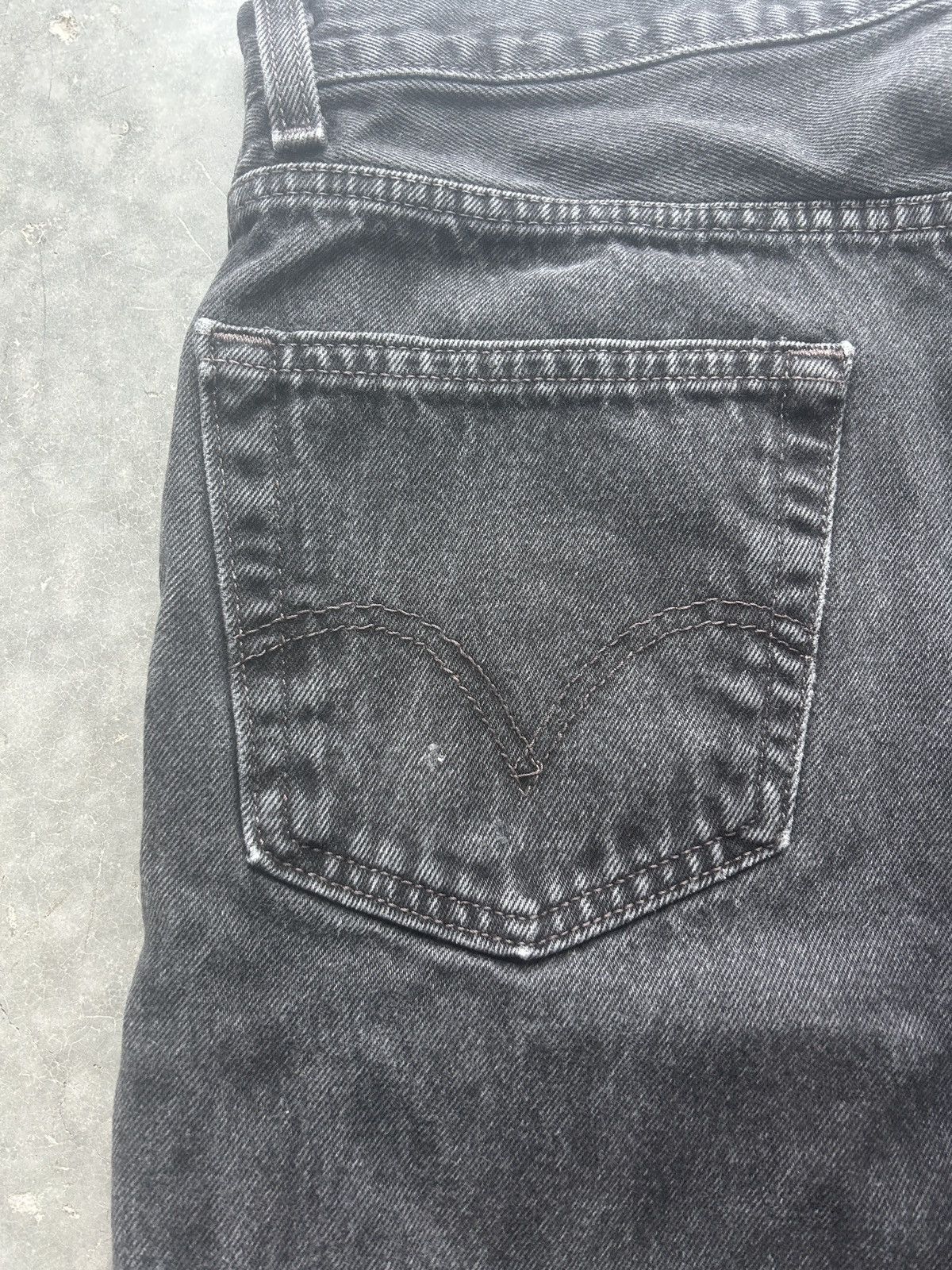 Levi's × Vintage Vintage Y2K Levi’s 550 Faded Black Denim Jeans 36x32 Size US 36 / EU 52 - 7 Thumbnail
