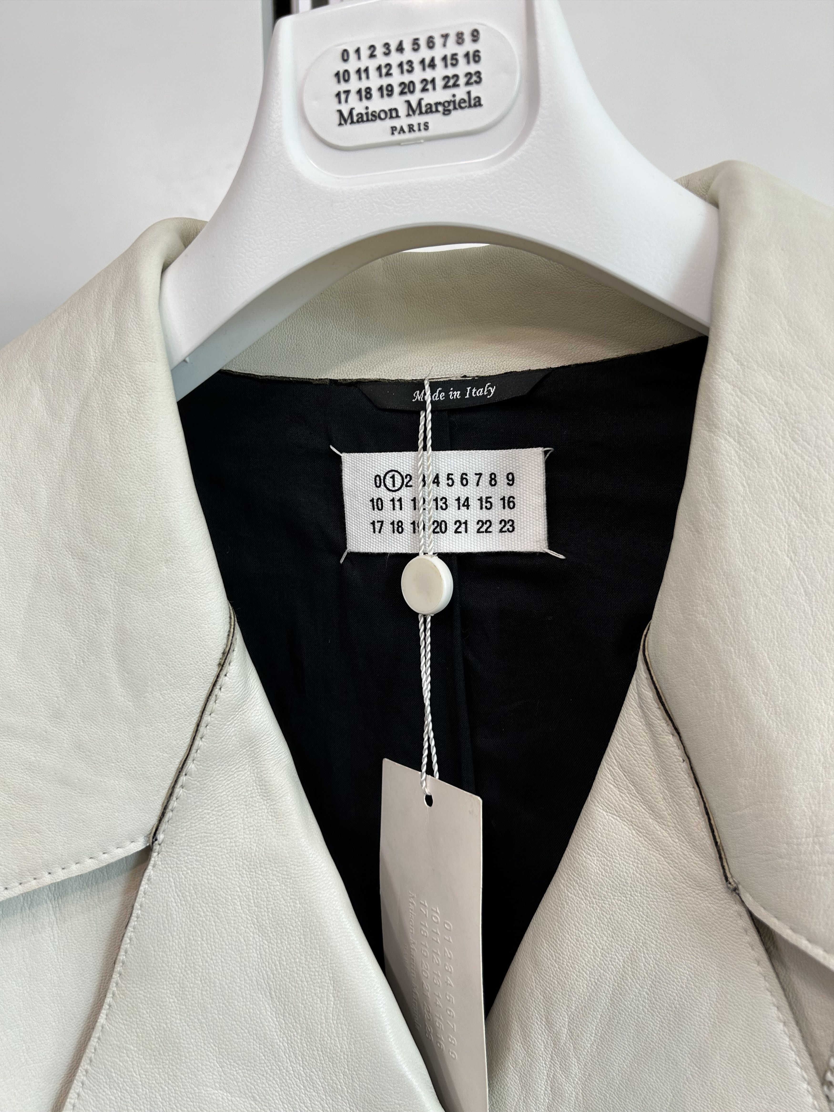 Maison Margiela MAISON MARGIELA White Leather Jacket (17FW) Size US M / EU 48-50 / 2 - 3 Thumbnail