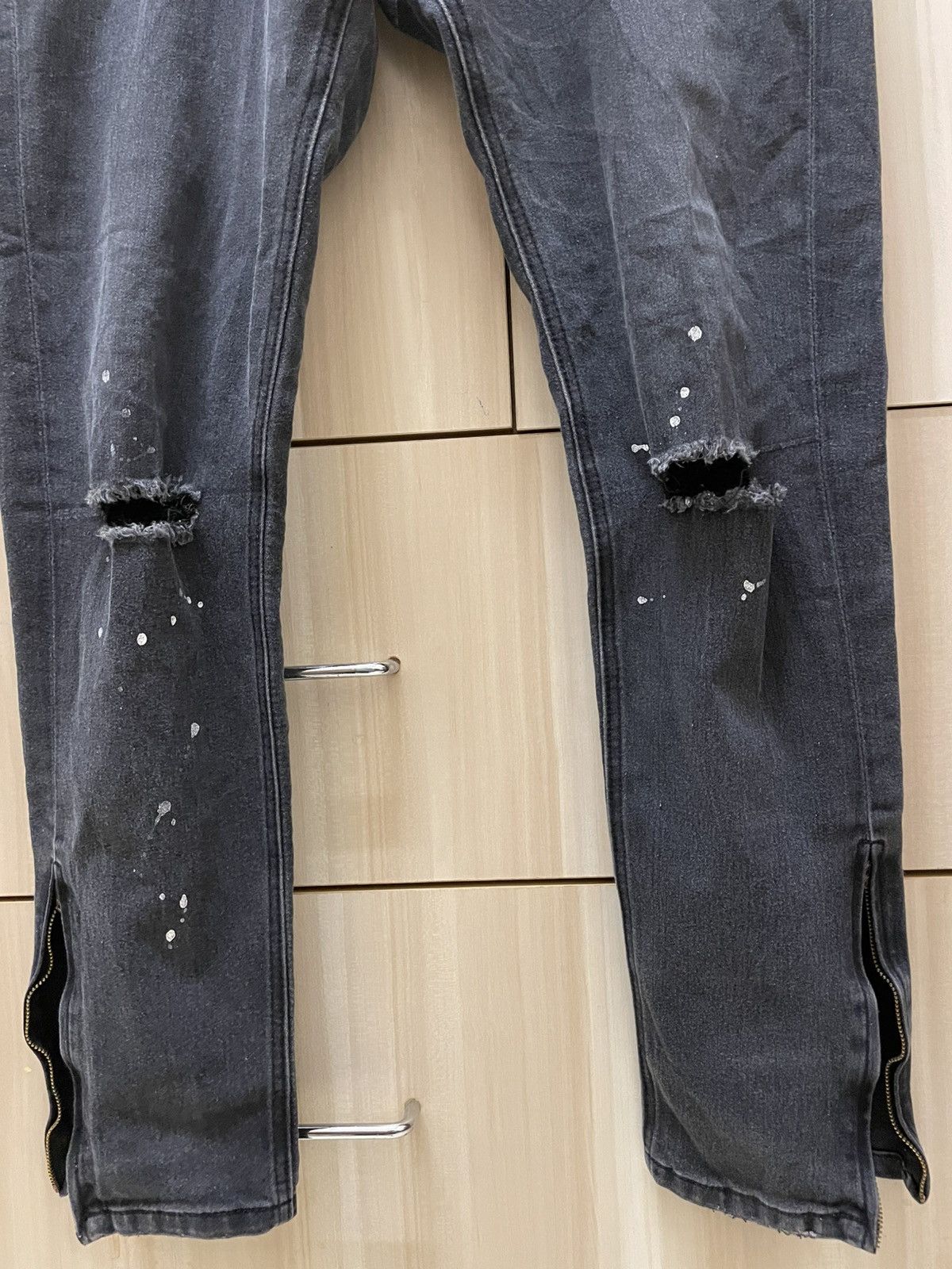 Number (N)ine Number Nine Denim Paint Splatter Distressed Black Wash Jeans Size US 33 - 2 Thumbnail