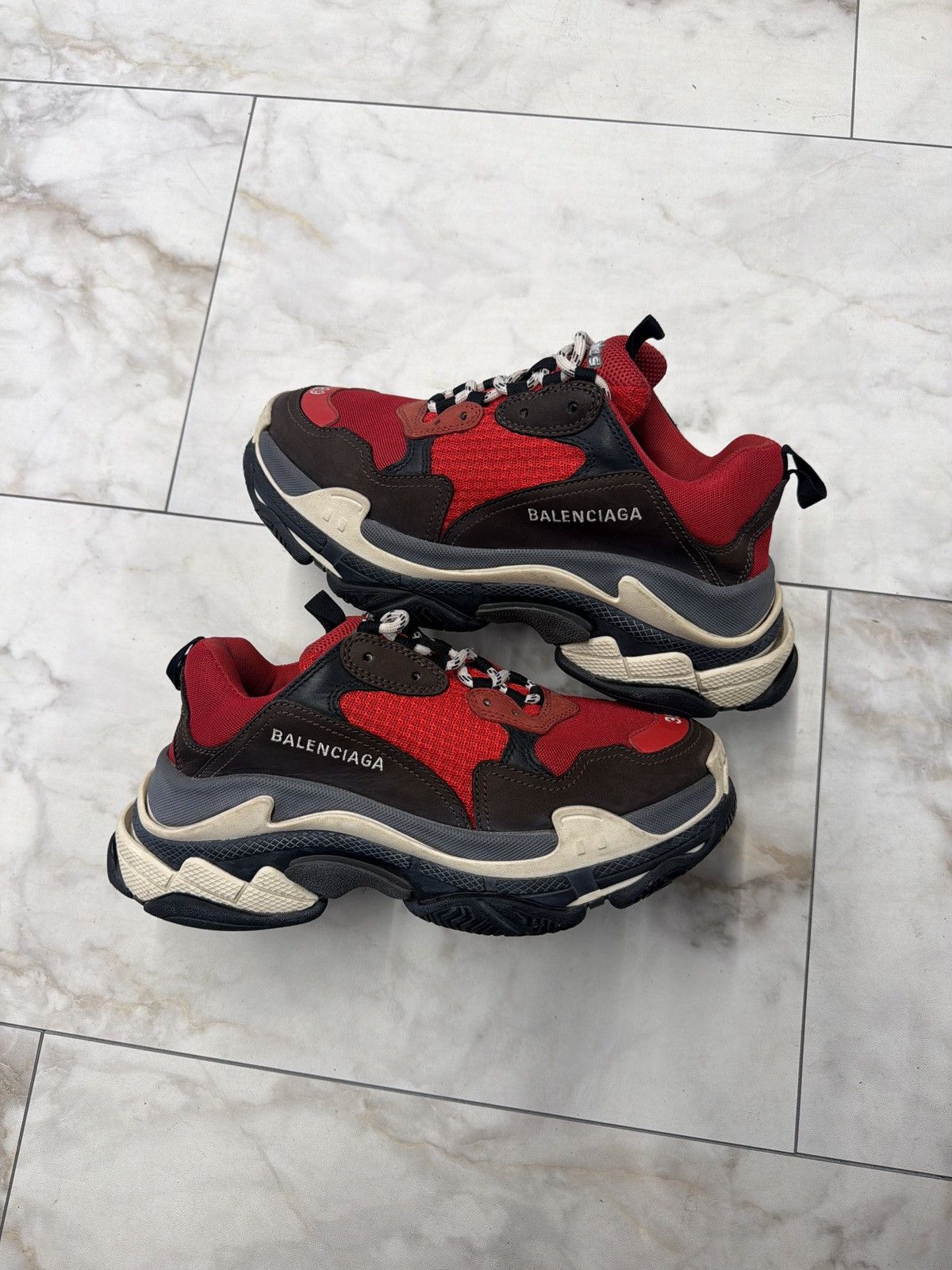 Balenciaga Balenciaga triple S Size US 6 / EU 39 - 1 Thumbnail