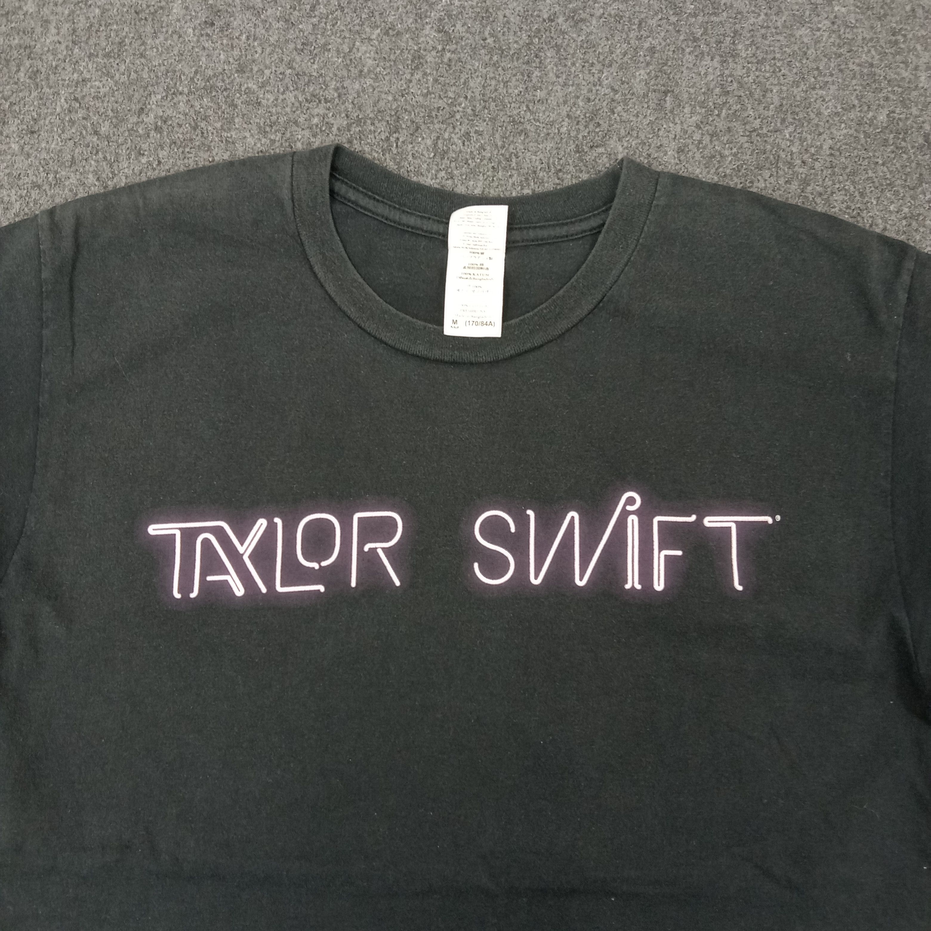 Band Tees × Vintage Taylor Swift American Singer 1989 Tour Tshirt C219N34 Size US S / EU 44-46 / 1 - 2 Thumbnail