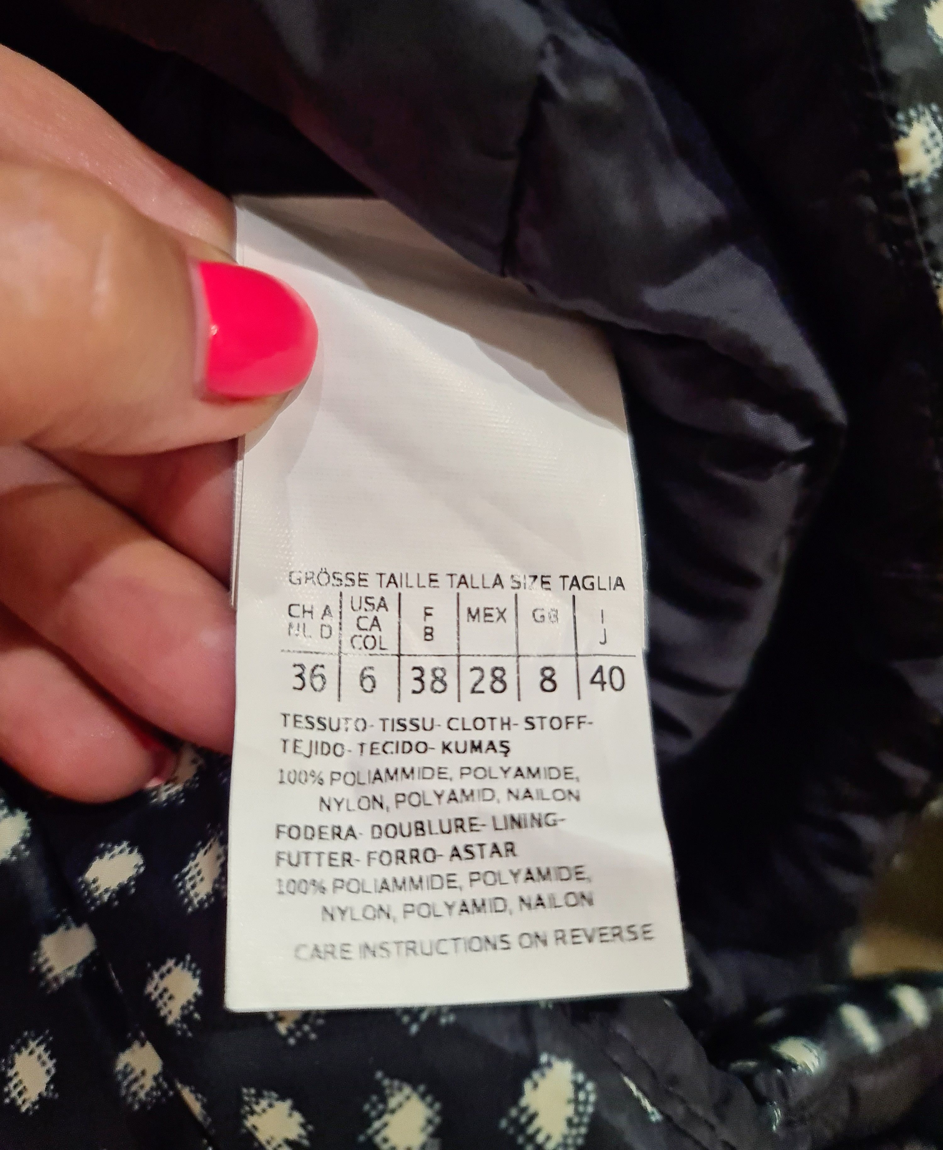 Max Mara Max Mara- Weekend Line- Down Jacket / Vest Size XS / US 0-2 / IT 36-38 - 10 Thumbnail