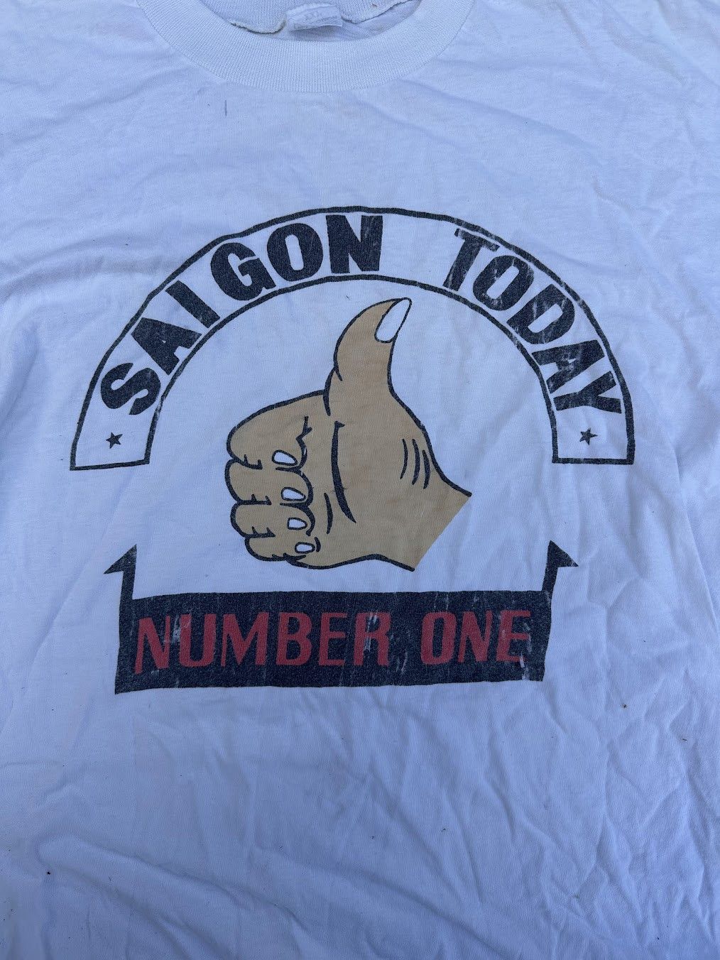 Vintage 1970s Saigon Vietnam vintage T Size US XXL / EU 58 / 5 - 2 Thumbnail