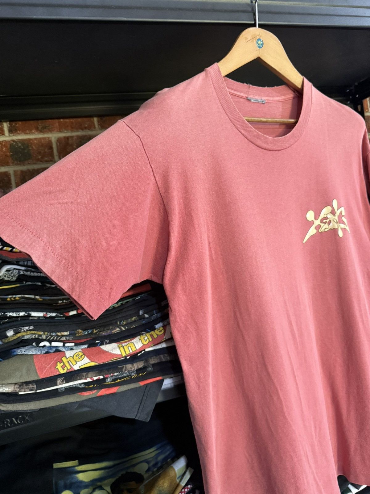 Alien Workshop Thrashed Vintage 90s Xing Alien Skateboard Sun Faded Tee Size US L / EU 52-54 / 3 - 9 Thumbnail