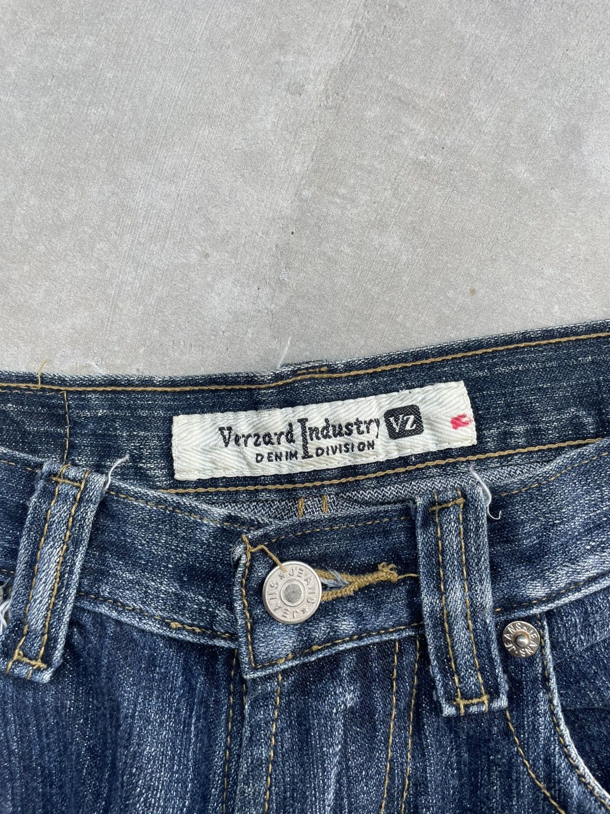 Other Y2K Baggy Denim Skater Jean Shorts Jorts Jnco Style Size US 31 - 4 Thumbnail