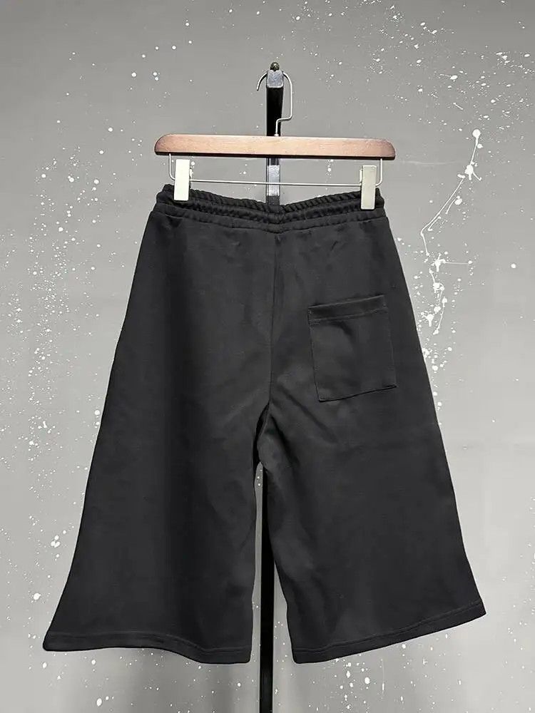 Japanese Brand Black Relaxed Fit Shorts Size US 34 / EU 50 - 2 Thumbnail