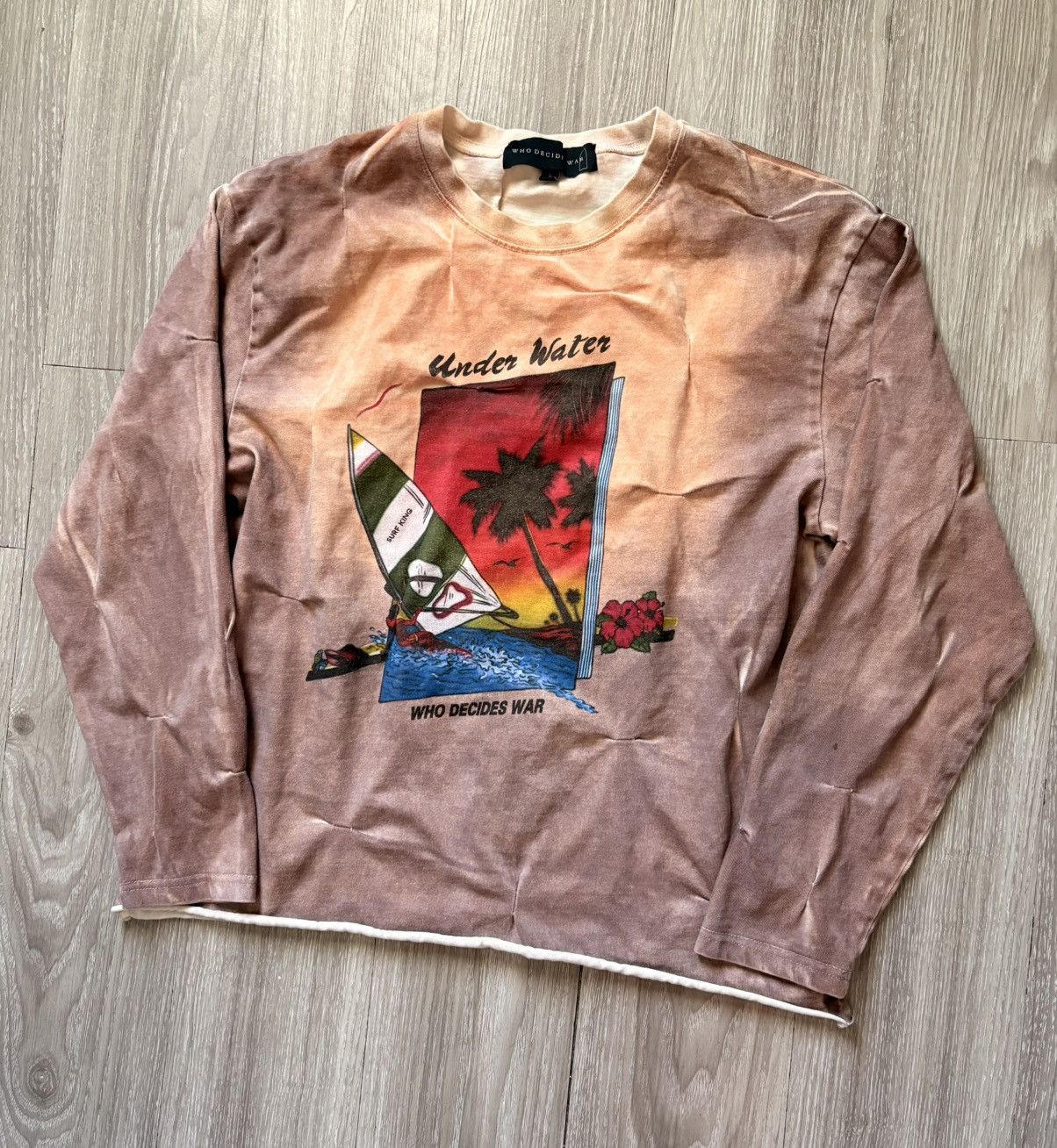 Who Decides War Who decides war underwater long sleeve Size US S / EU 44-46 / 1 - 1 Thumbnail