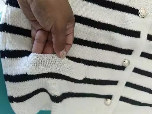 Japanese Brand × Vintage Women Stripe Knitted Cardigan Size US M / EU 48-50 / 2 - 7 Thumbnail
