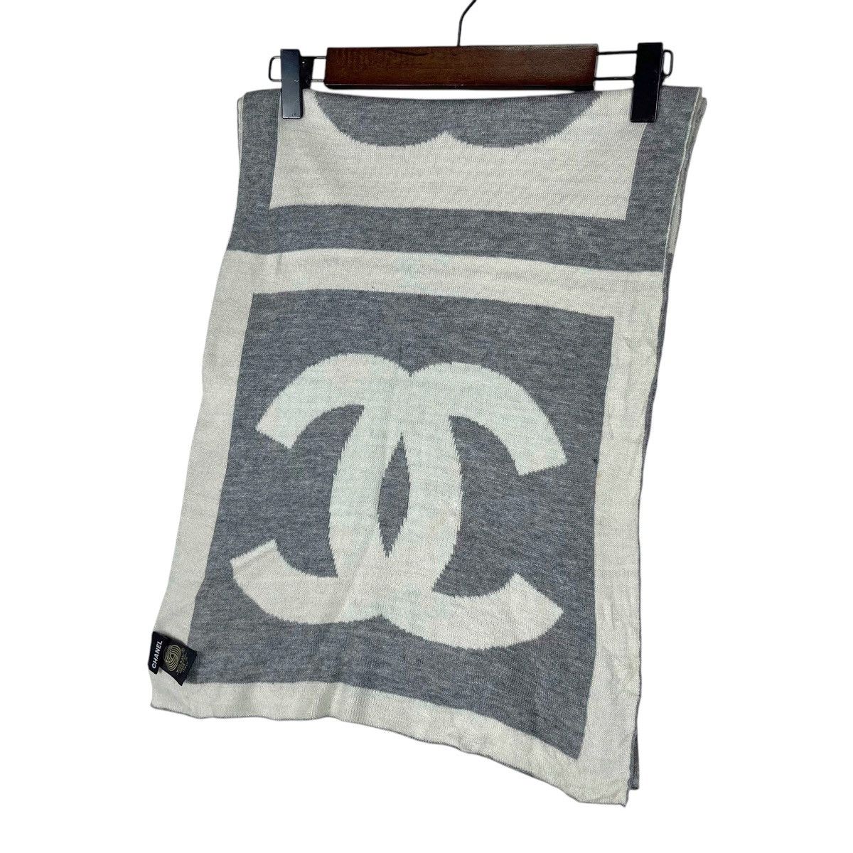 Chanel × Vintage Vintage Chanel CC Logo All Over Print Scarf Muffler Size ONE SIZE - 4 Thumbnail