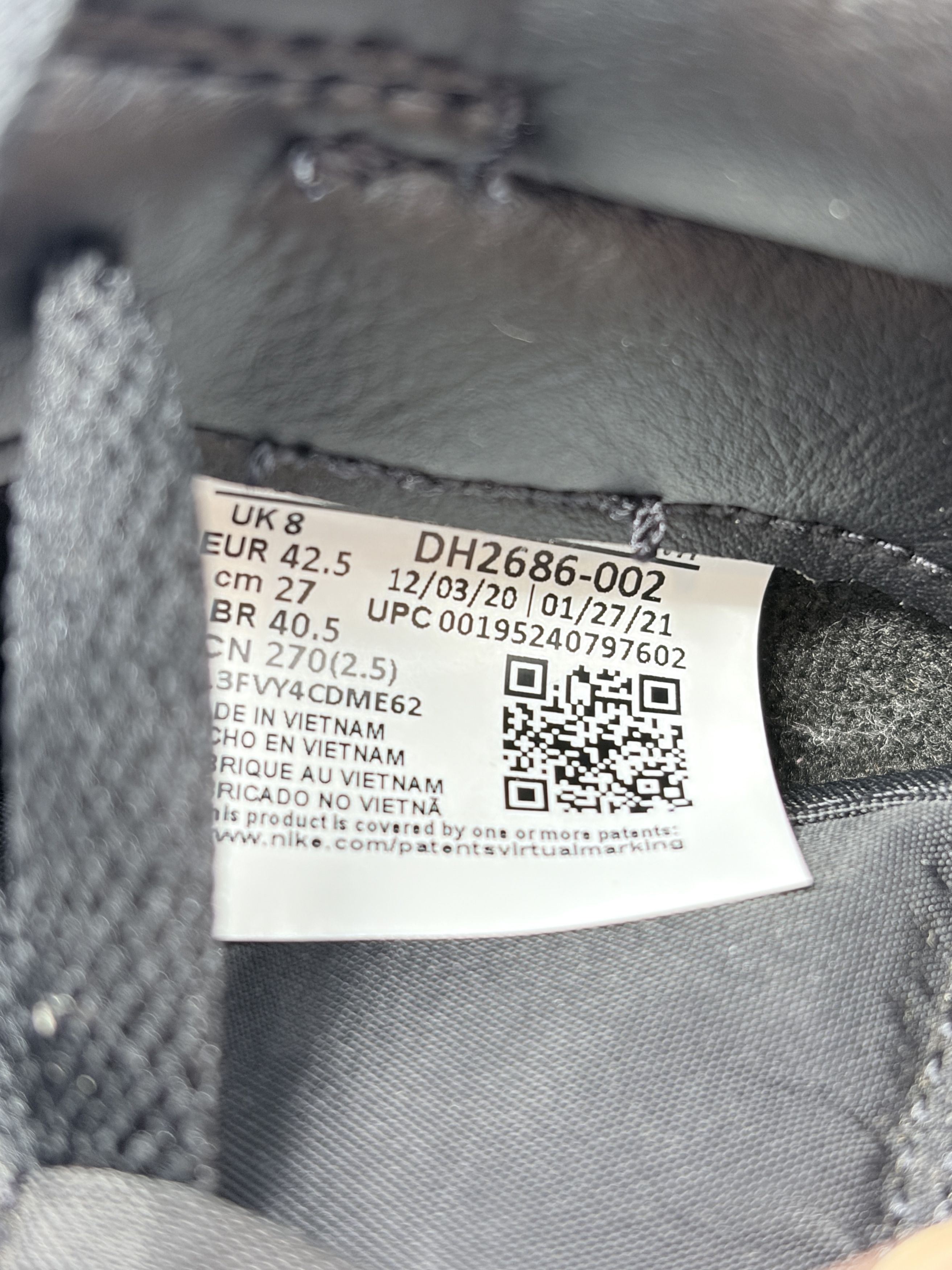 Dover Street Market × Nike DSM Nike Dunk Low Velvet Black Size US 9 / EU 42 - 7 Thumbnail