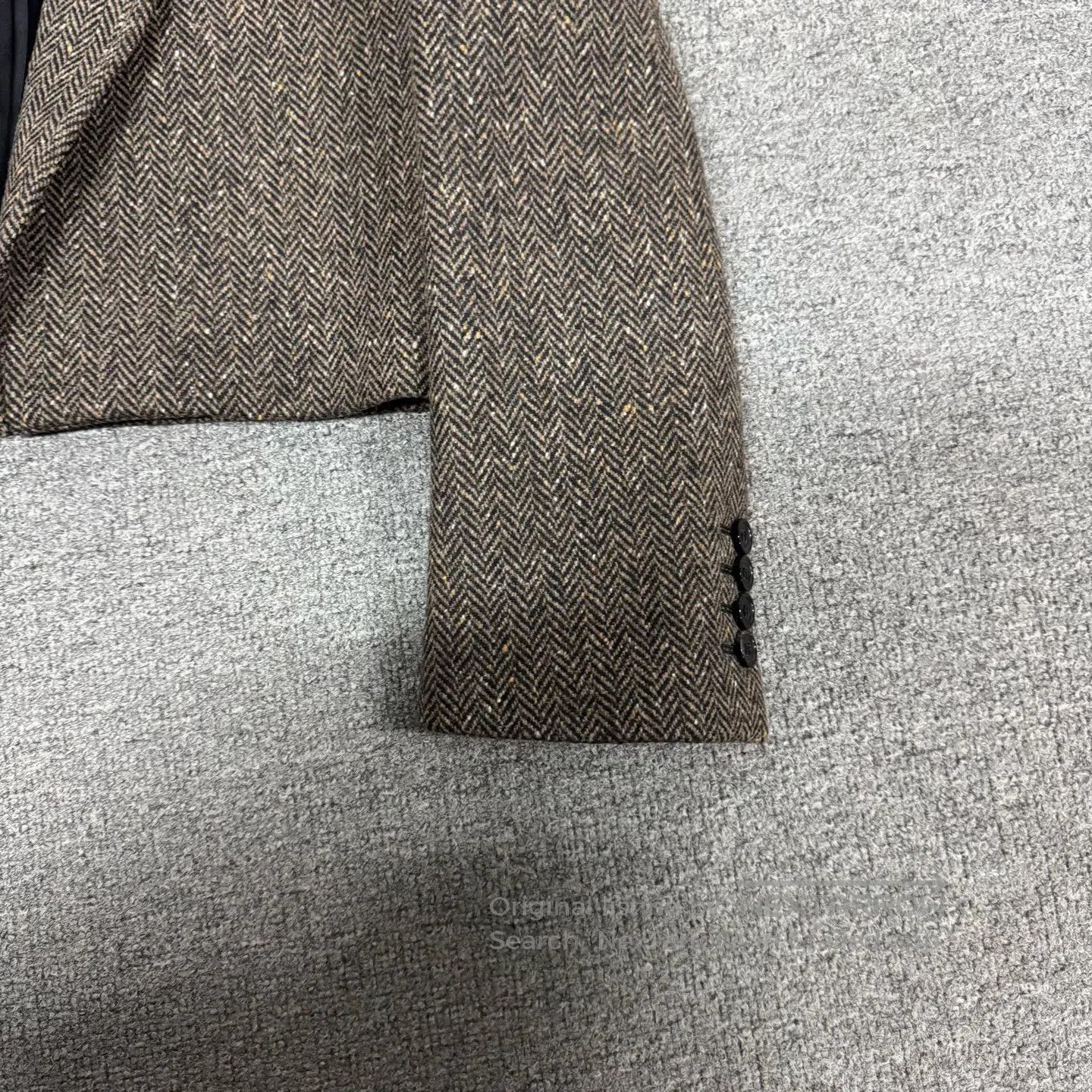 Saint Laurent Paris Saint Laurent Paris V-neckline, short shoulder pads, suit Size S / US 4 / IT 40 - 5 Thumbnail