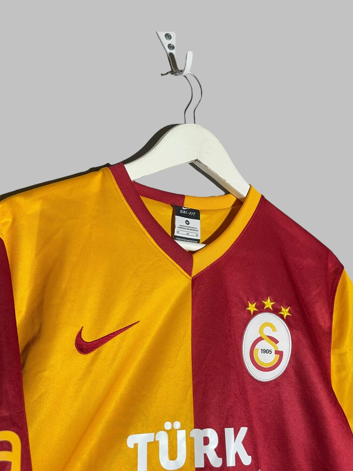 Nike Galatasaray Nike 2011/12 Home Football Shirt Soccer Jersey Size US M / EU 48-50 / 2 - 4 Thumbnail