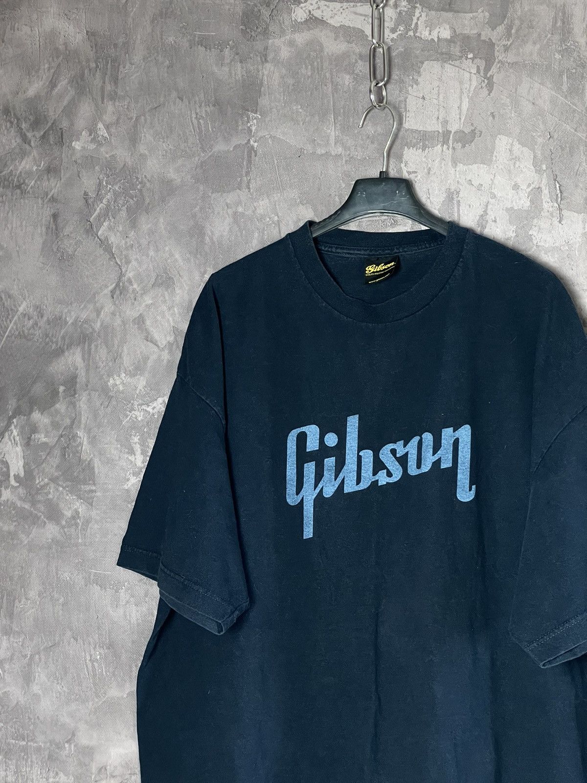 Vintage Vintage 90’s Gibson USA Rock Guitar t-shirt Size US XL / EU 56 / 4 - 5 Thumbnail