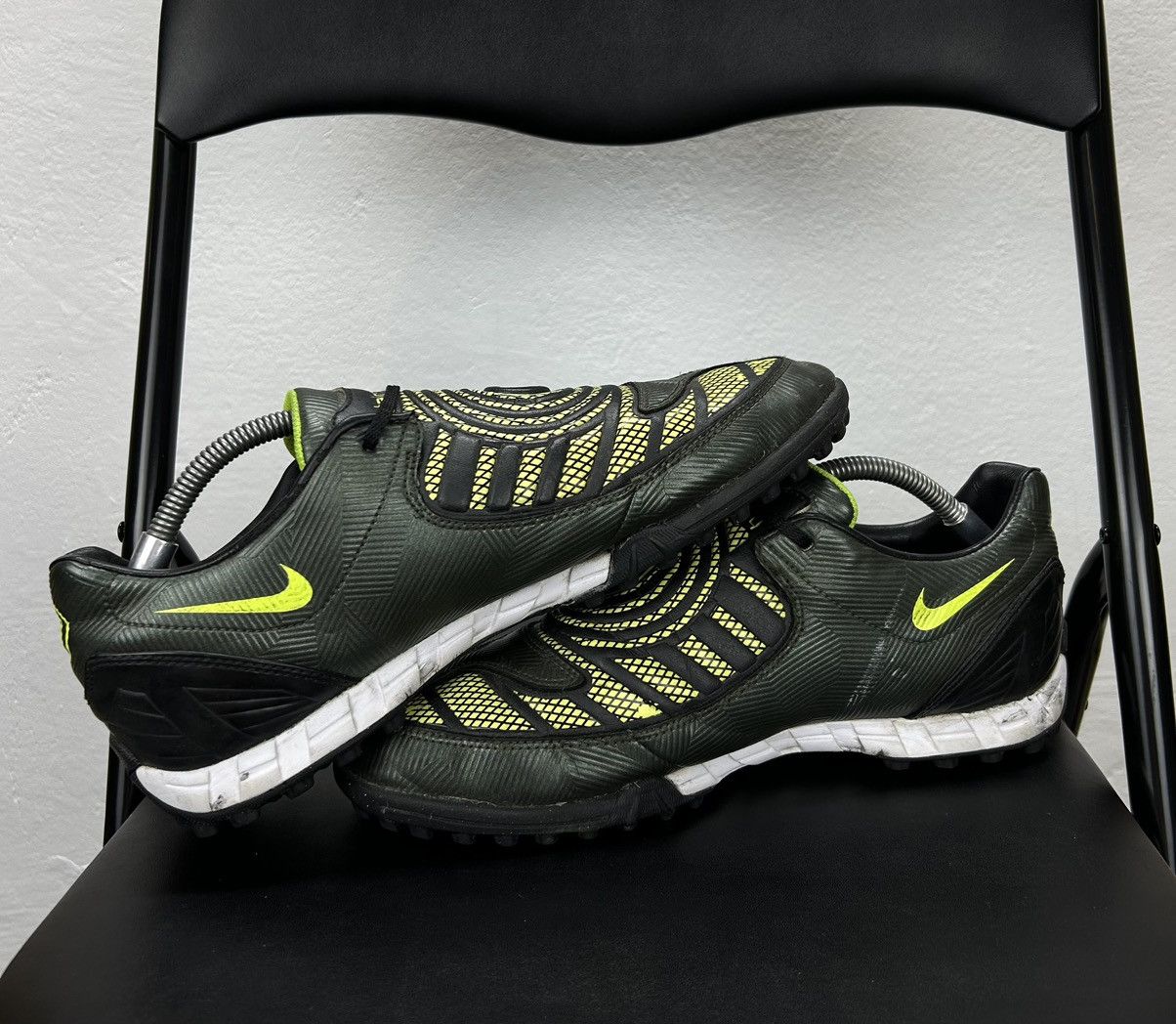 Nike Total 90 Shoot II TF Football Boots 2008 Edition sz 44
