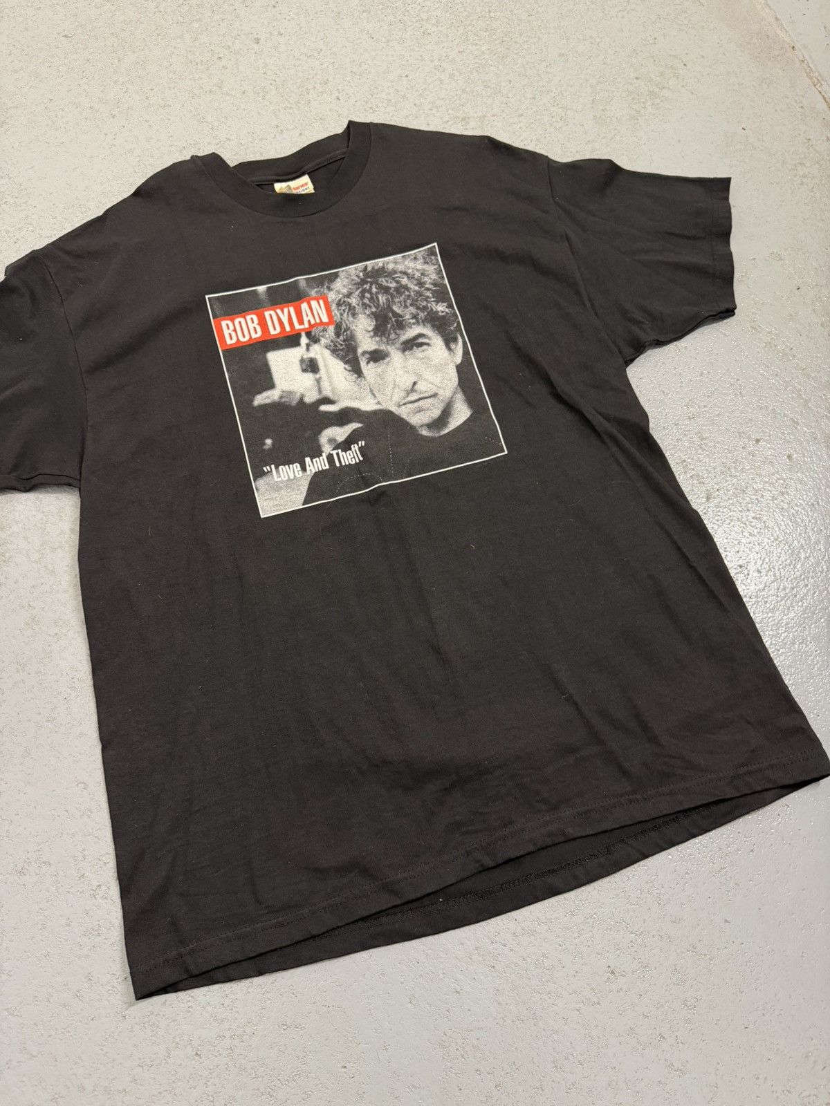 Band Tees Vintage Bob Dylan Love And Theft Tee Size US XL / EU 56 / 4 - 4 Thumbnail