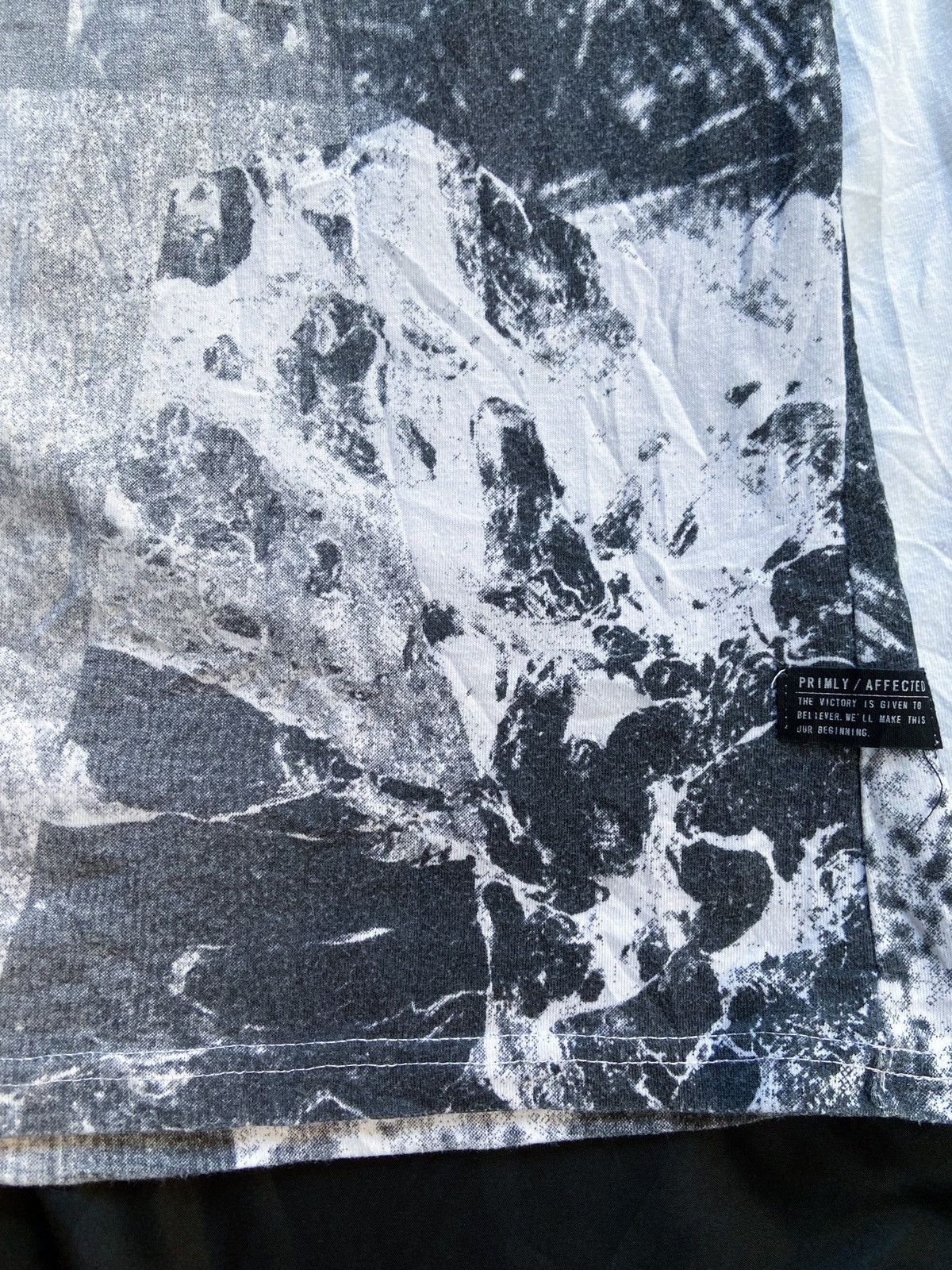Japanese Brand AVAIL MODE LAUDABLE ART DESIGN LONG SLEEVE Size US M / EU 48-50 / 2 - 7 Thumbnail