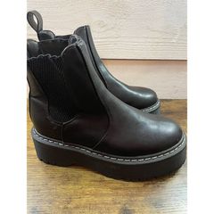 Platform boots hot sale forever 21